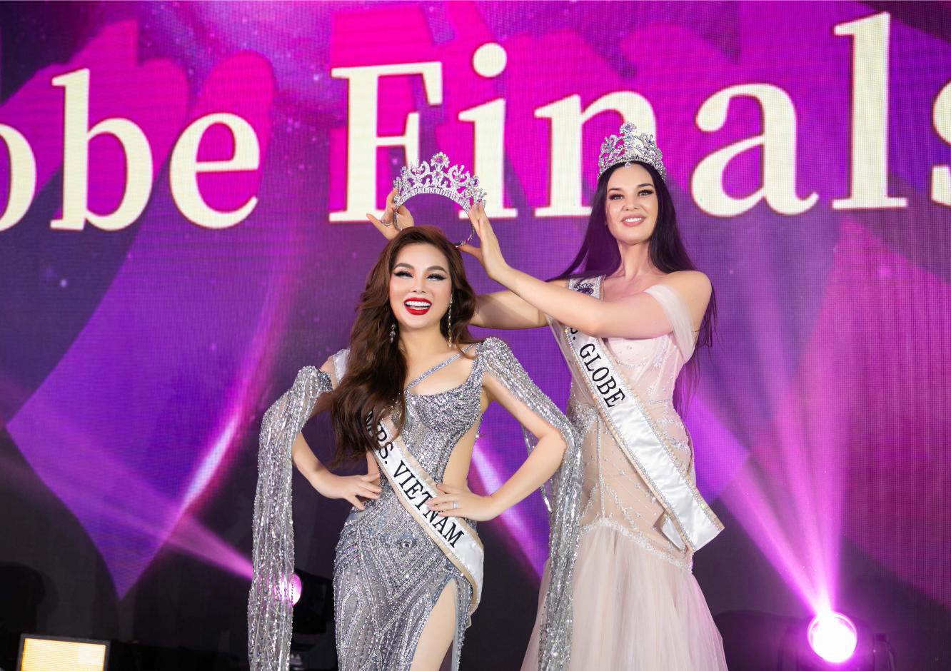 trao vuong mien Mrs Globe 2024: Ngọc Trang đoạt giải Hoa hậu Châu Á và trang phục dân tộc đẹp nhất