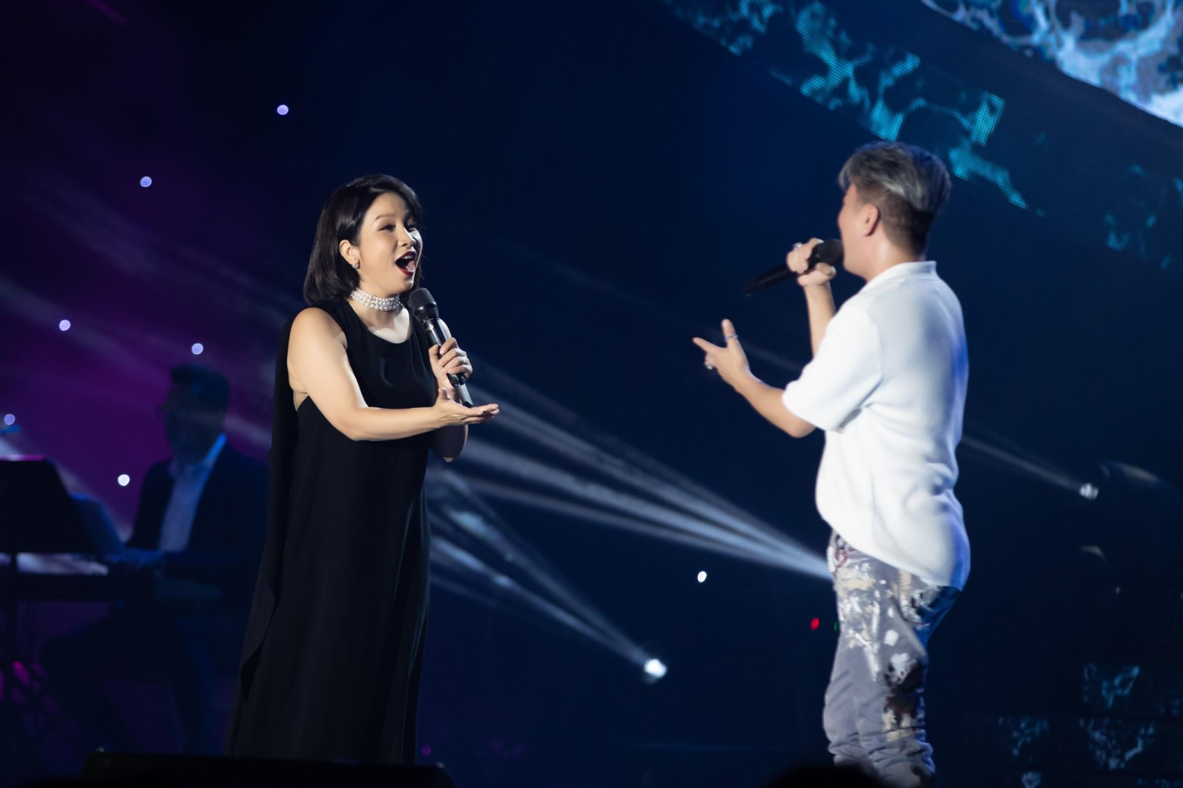 MY LINH X DVH.1 Diva Mỹ Linh lần đầu tiên hát bolero cùng Đàm Vĩnh Hưng trong liveshow “Ngày em thắp sao trời”
