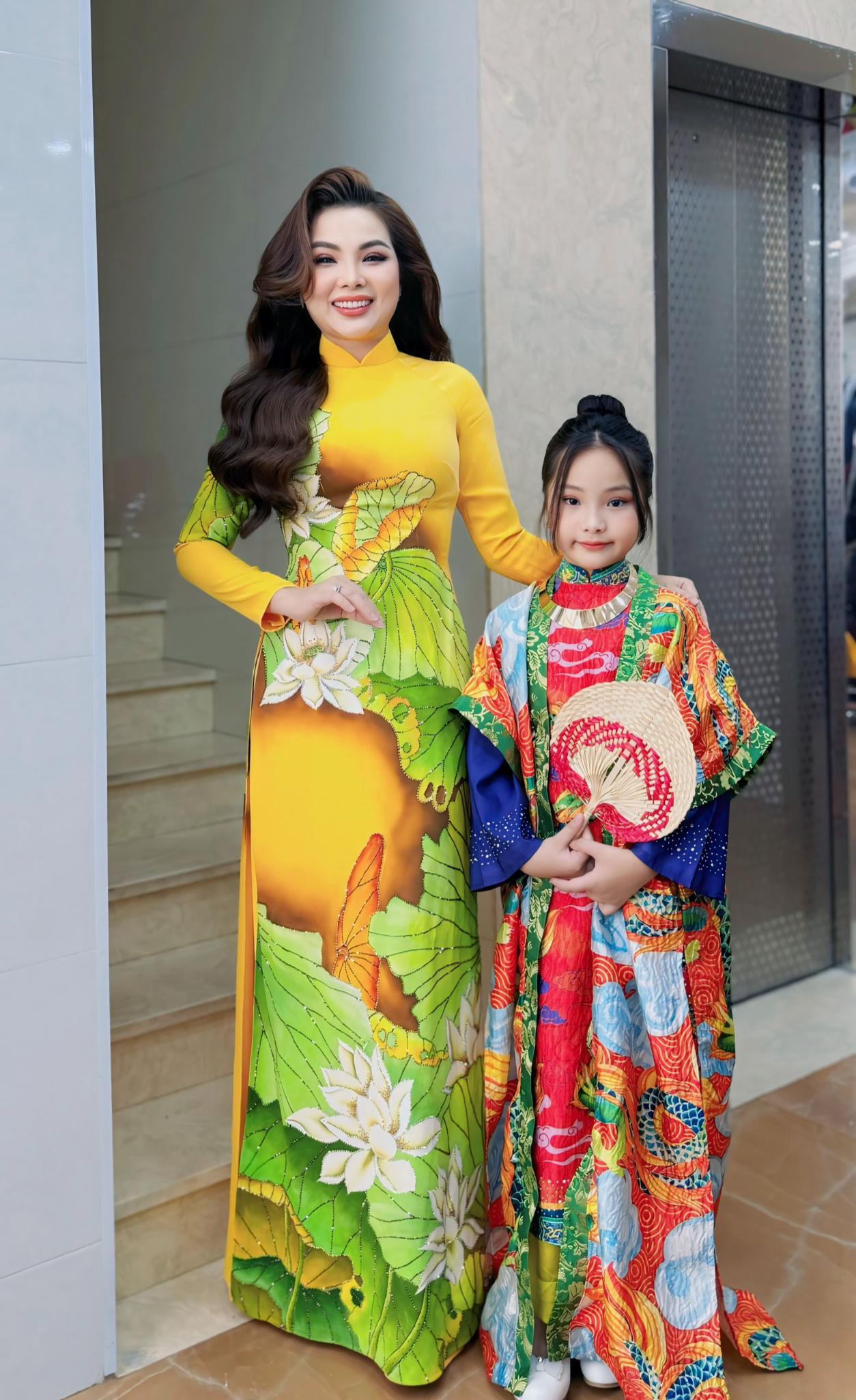 ngoc trang 3 Trở về từ Mrs Globe 2024, hoa hậu Ngọc Trang khoe nhan sắc thăng hạng   