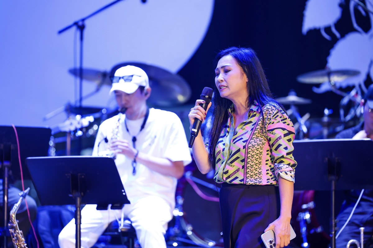 Live concert Đóa Hồng Gai 1 Phương Thanh tình cảm bên Bằng Kiều, Mono trong buổi tổng duyệt liveconcert Đóa Hồng Gai