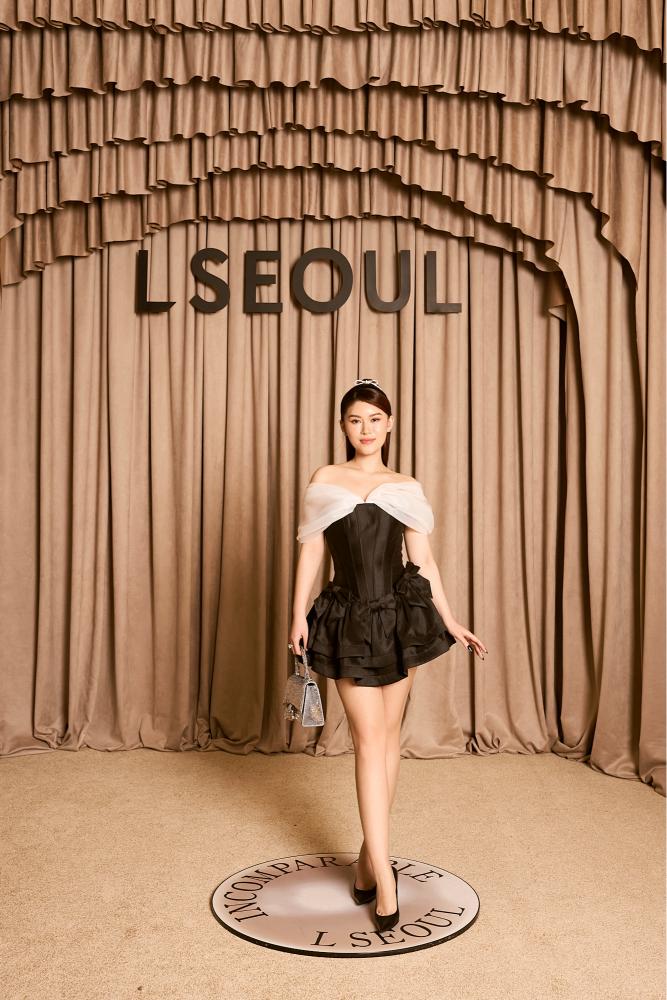 Ngọc Thanh Tâm Dàn sao đình đám quốc tế đổ bộ thảm đỏ show thời trang L SEOUL