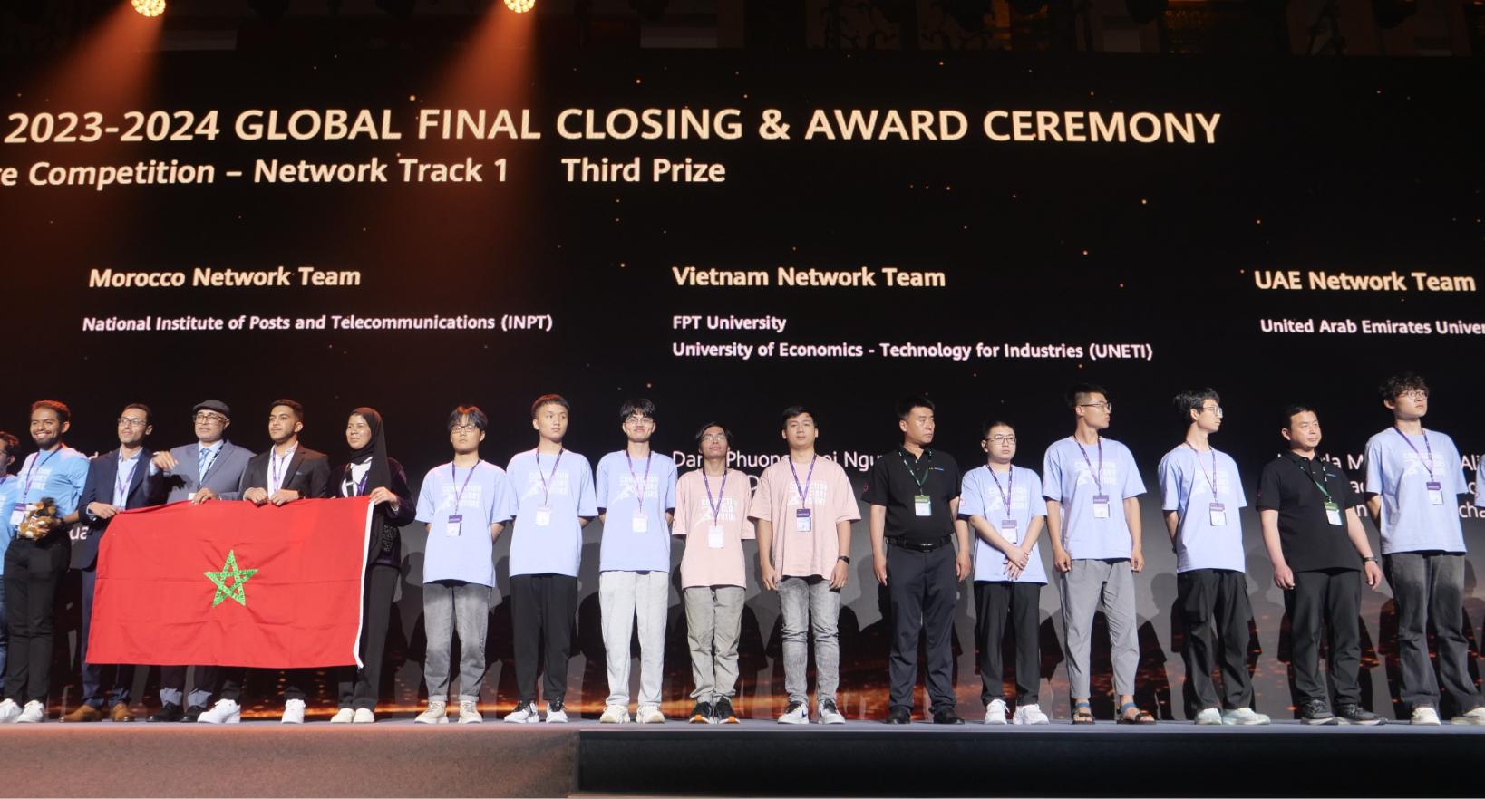Sinh viên Việt Nam tại Huawei ICT Competition 2023 2024 1 Sinh viên Việt Nam xuất sắc giành giải ba Huawei ICT Competition 2023   2024