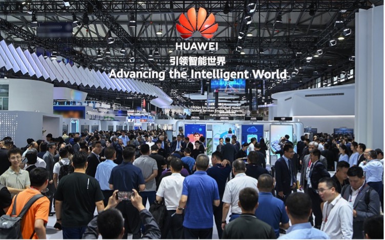 Huawei at MWC Shanghai 2024 MWC Shanghai 2024: Huawei Nắm bắt cơ hội thương mại hoá 5.5G, đón đầu kỷ nguyên AI di động