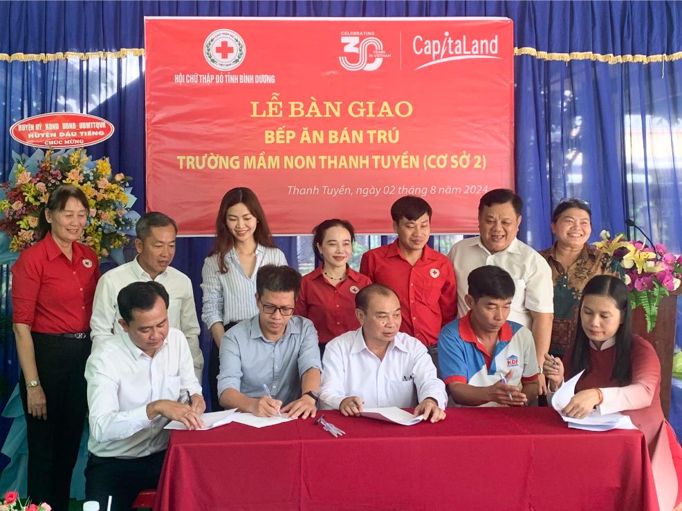 Step For Kindness in Hanoi 03 CapitaLand Development khởi động chiến dịch “Bước chân gắn kết yêu thương” tại Hà Nội