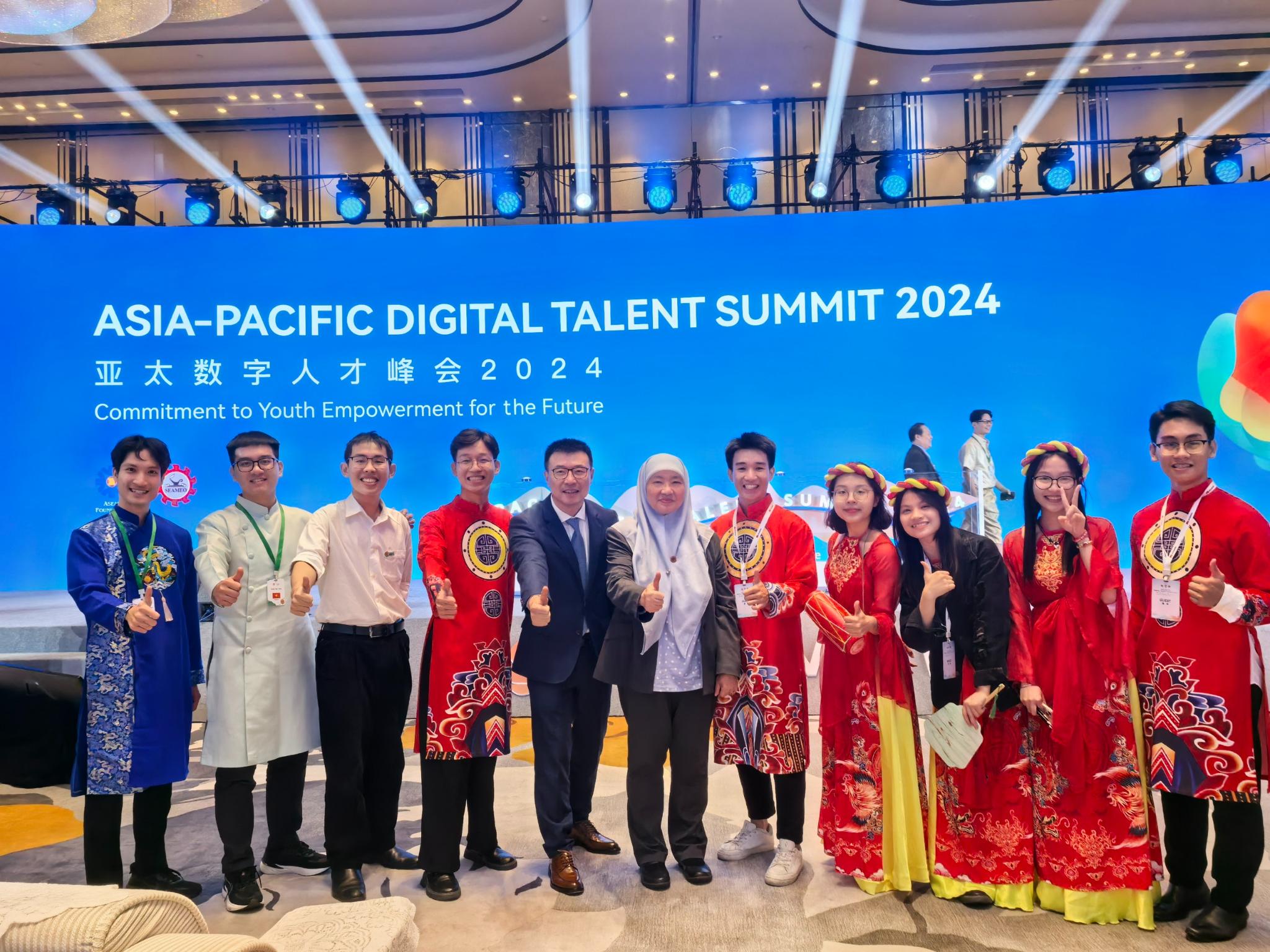 APAC Digital Talent Summit 2024 4 Huawei đưa 6 sinh viên Việt Nam xuất sắc tham dự Hội nghị Thượng đỉnh Nhân tài Số APAC 2024