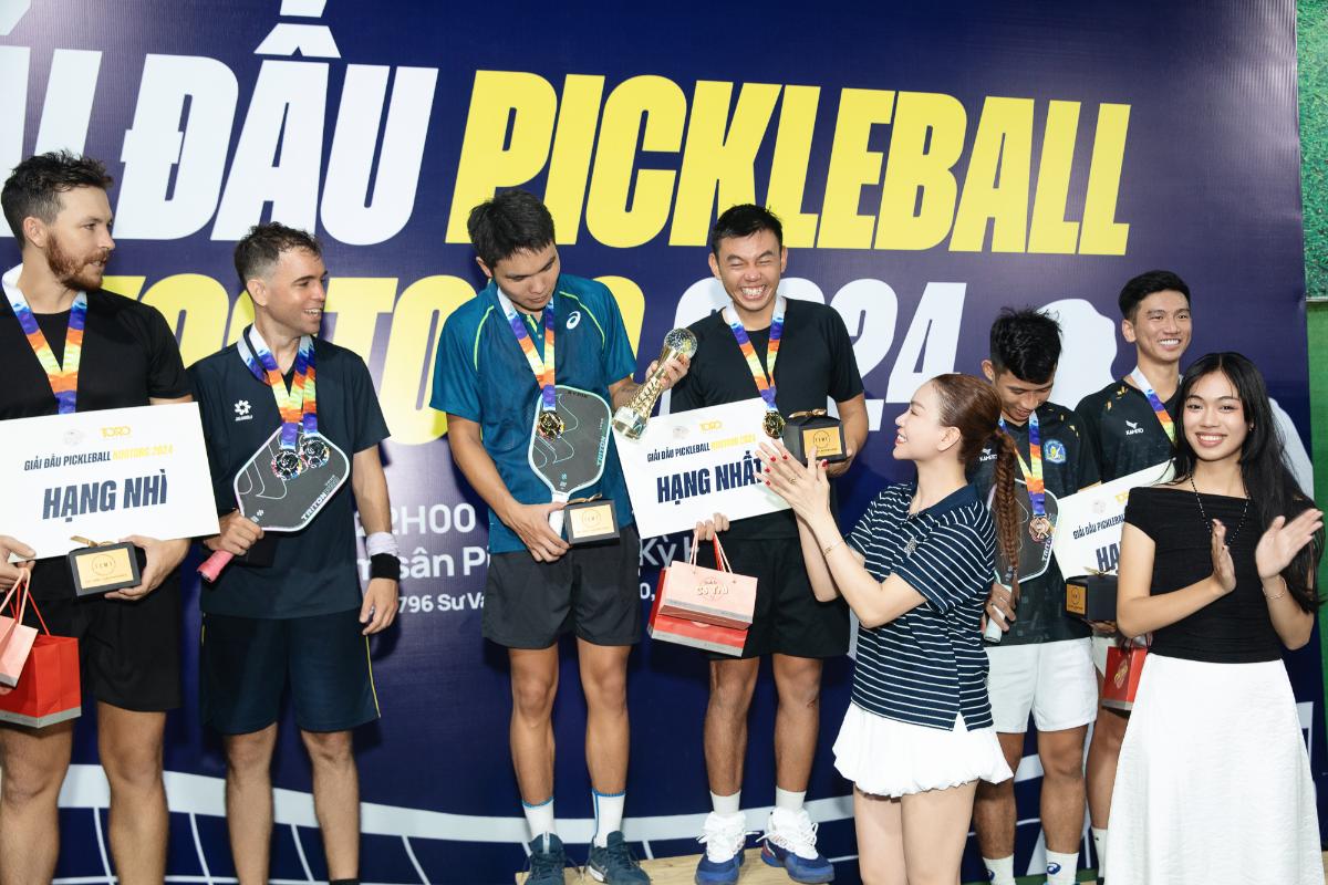 Trà Ngọc Hằng 1 1 Trà Ngọc Hằng tổ chức thành công giải Pickleball Kootoro 2024