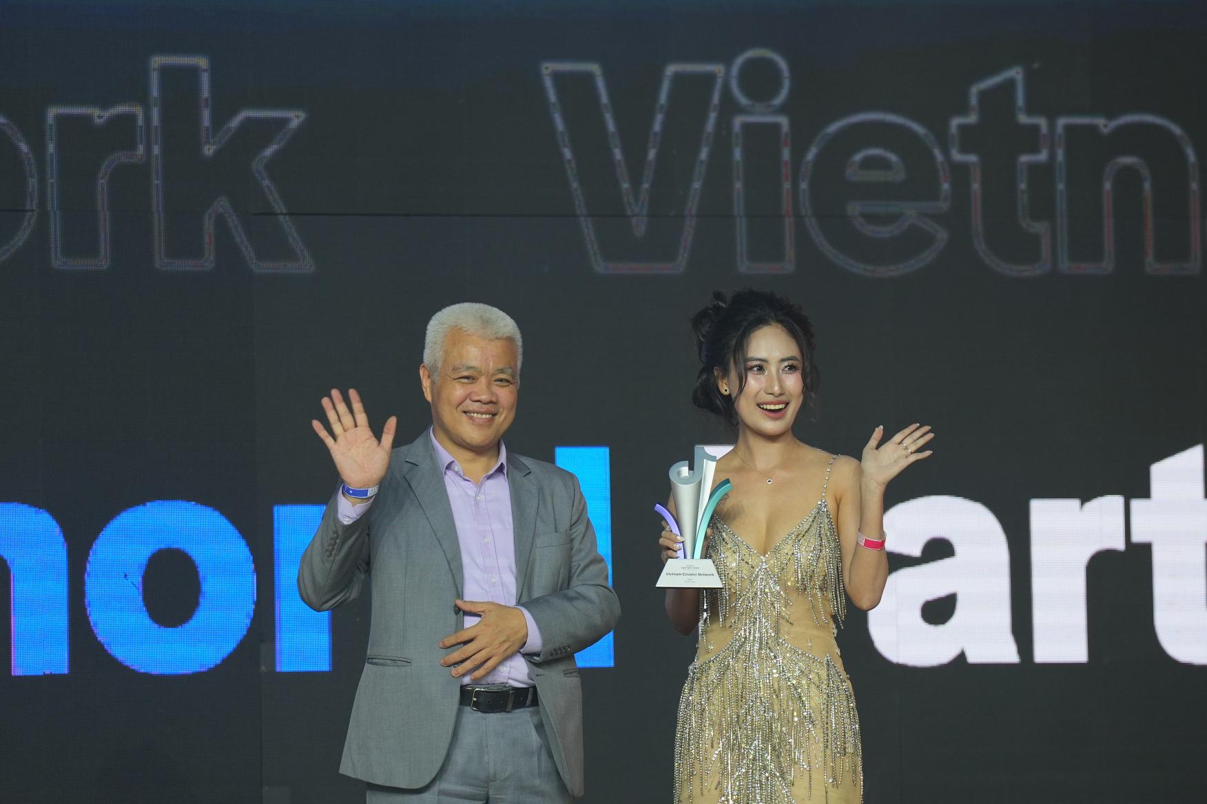 Top 1 Hạng mục Vietnam Diamond LIVE Partner TikTok LIVE Fest 2024 trao quyền cho các nhà sáng tạo nội dung LIVE khai phá tiềm năng bản thân