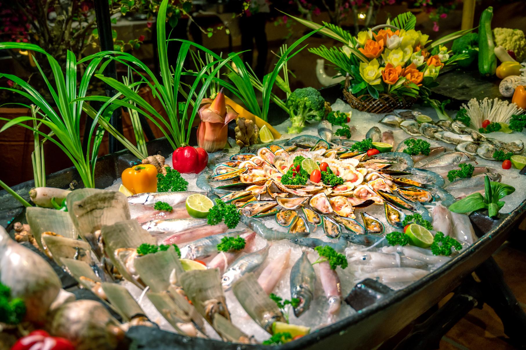 seafood buffet Cùng Pandanus Resort trải nghiệm Sắc Xuân Cổ Truyền, Tết Như Ý tại Mũi Né