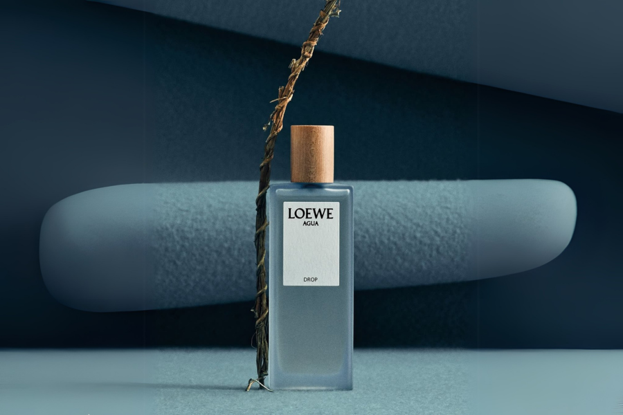 1 LOEWE ra mắt Agua Drop   Sự hòa quyện tinh tế của sương mai tươi mát và hương gỗ đậm đà