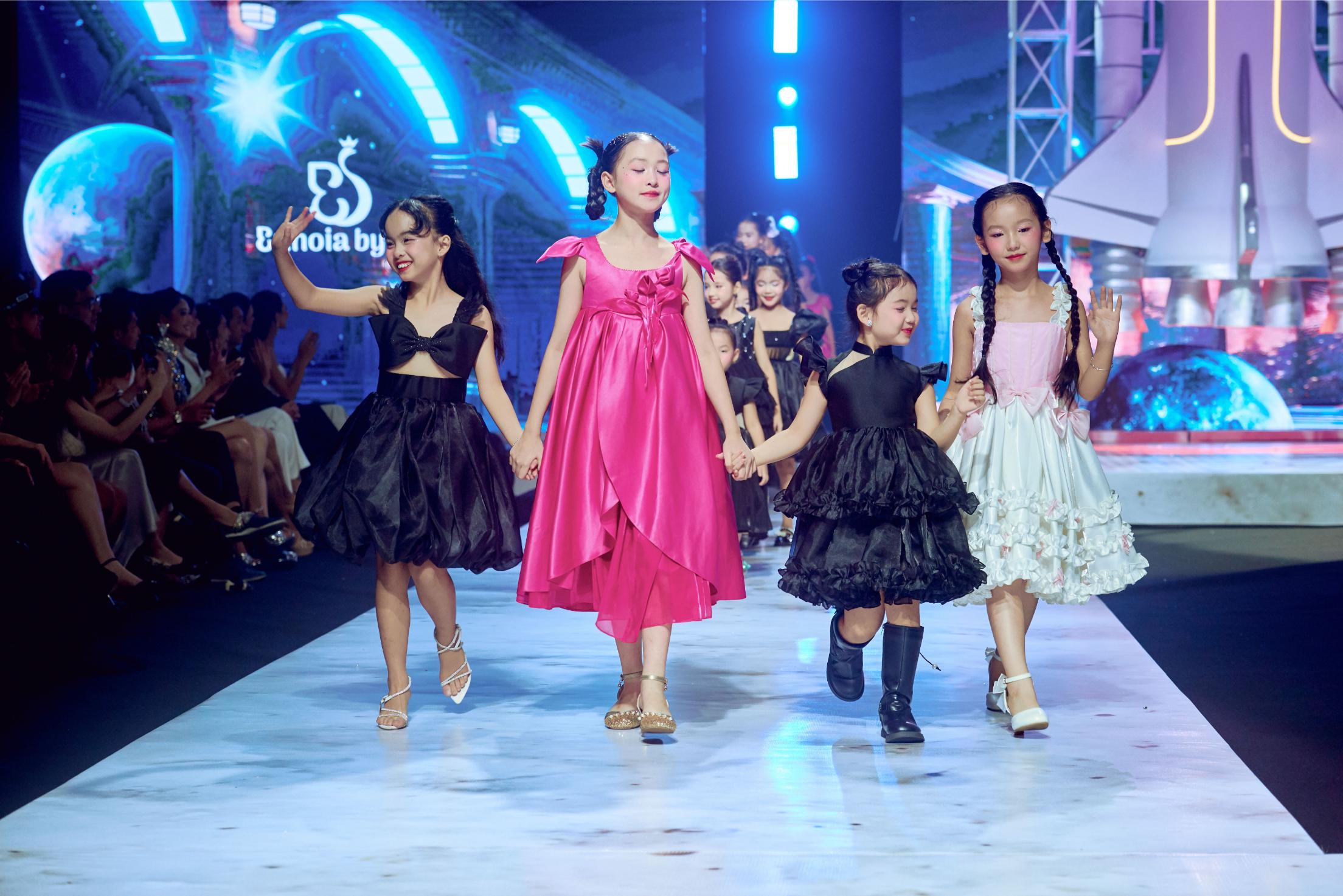 Em Mơ bộ sưu tập mới nhất từ Eunoia by AN 5 Eunoia by AN ra mắt BST Em Mơ tại Cosmo The Show 2025