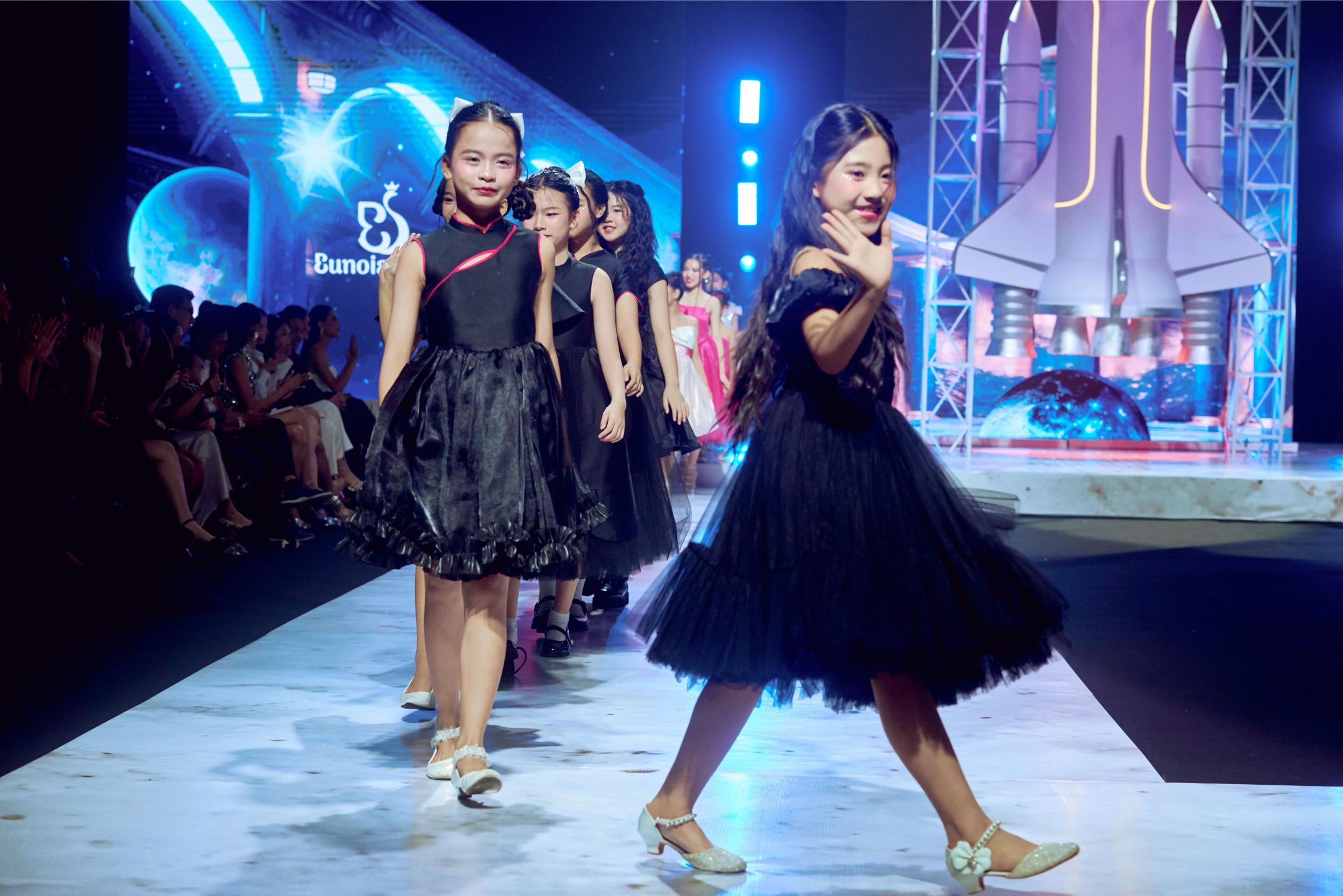 Em Mơ bộ sưu tập mới nhất từ Eunoia by AN 6 Eunoia by AN ra mắt BST Em Mơ tại Cosmo The Show 2025