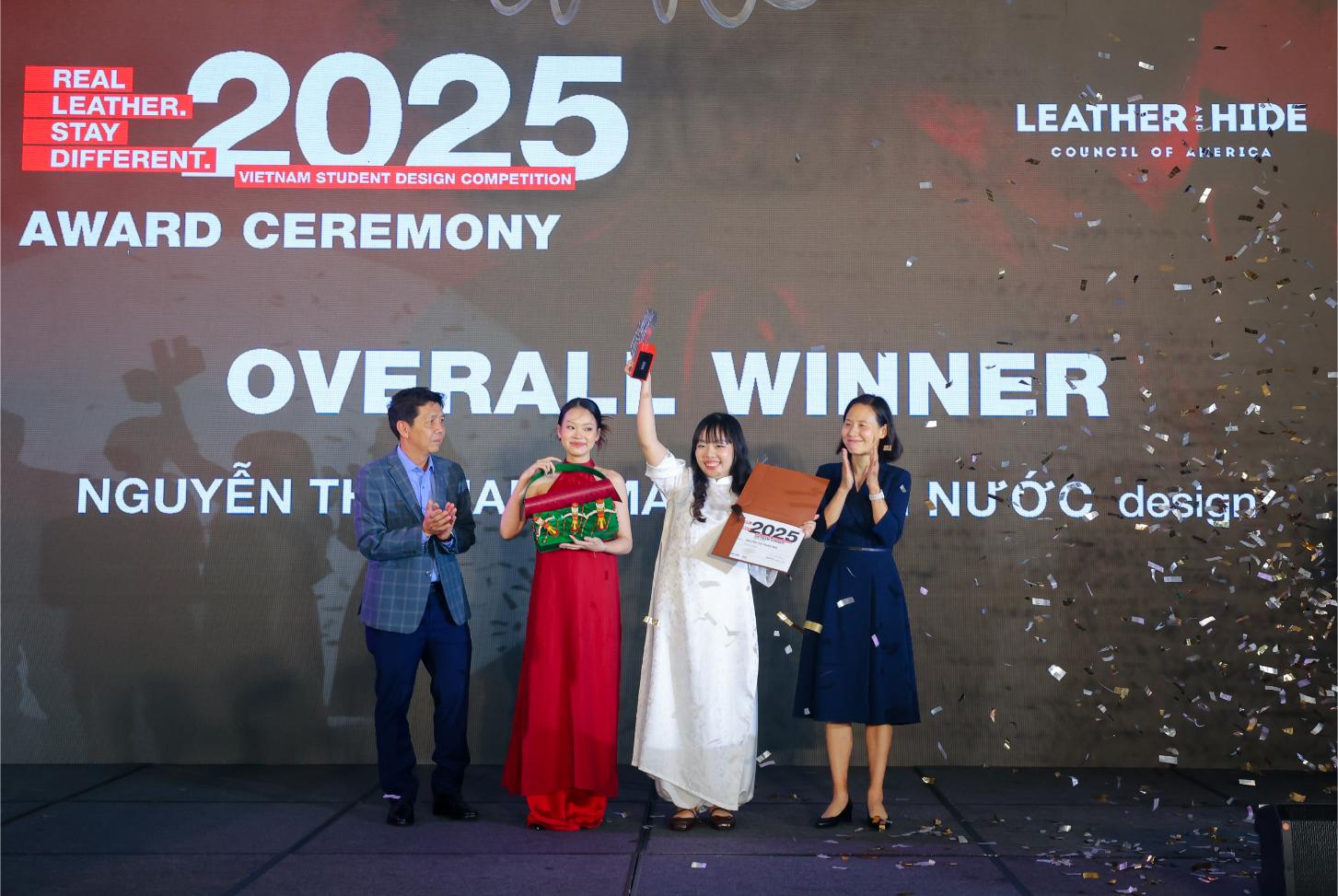 Lễ trao giải Real Leather. Stay Different. Vietnam 2025: Tài năng Việt ghi dấu ấn với chất liệu da thật Hiệp hội Da Da thuộc Hoa Kỳ 2 Lễ trao giải Real Leather. Stay Different. Vietnam 2025: Tài năng Việt ghi dấu ấn với chất liệu da thật