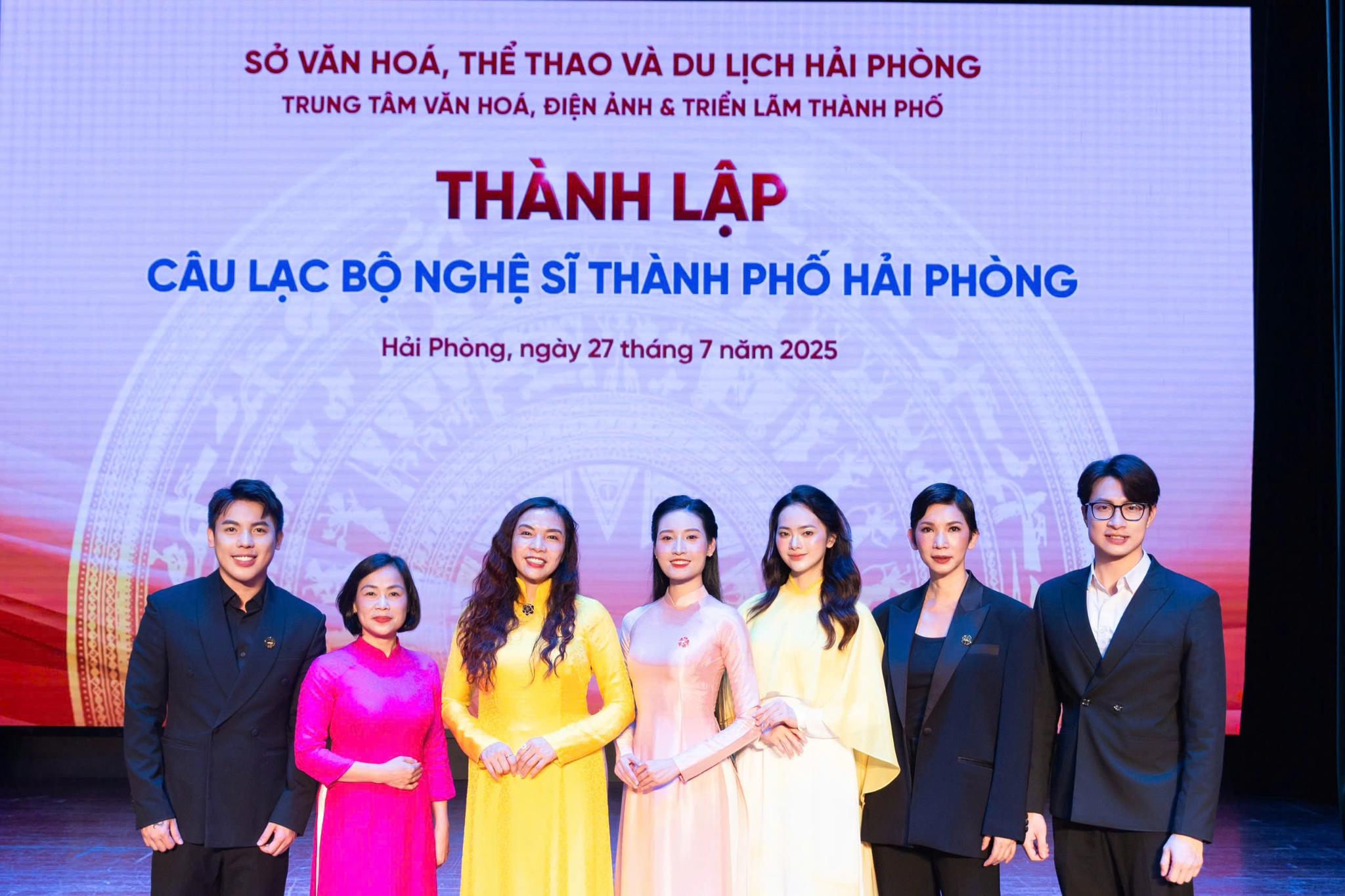 Phạm Duy Khánh 1 Đạo diễn   NSX Phạm Duy Khánh trở thành chủ nhiệm CLB Nghệ sĩ thành phố Hải Phòng