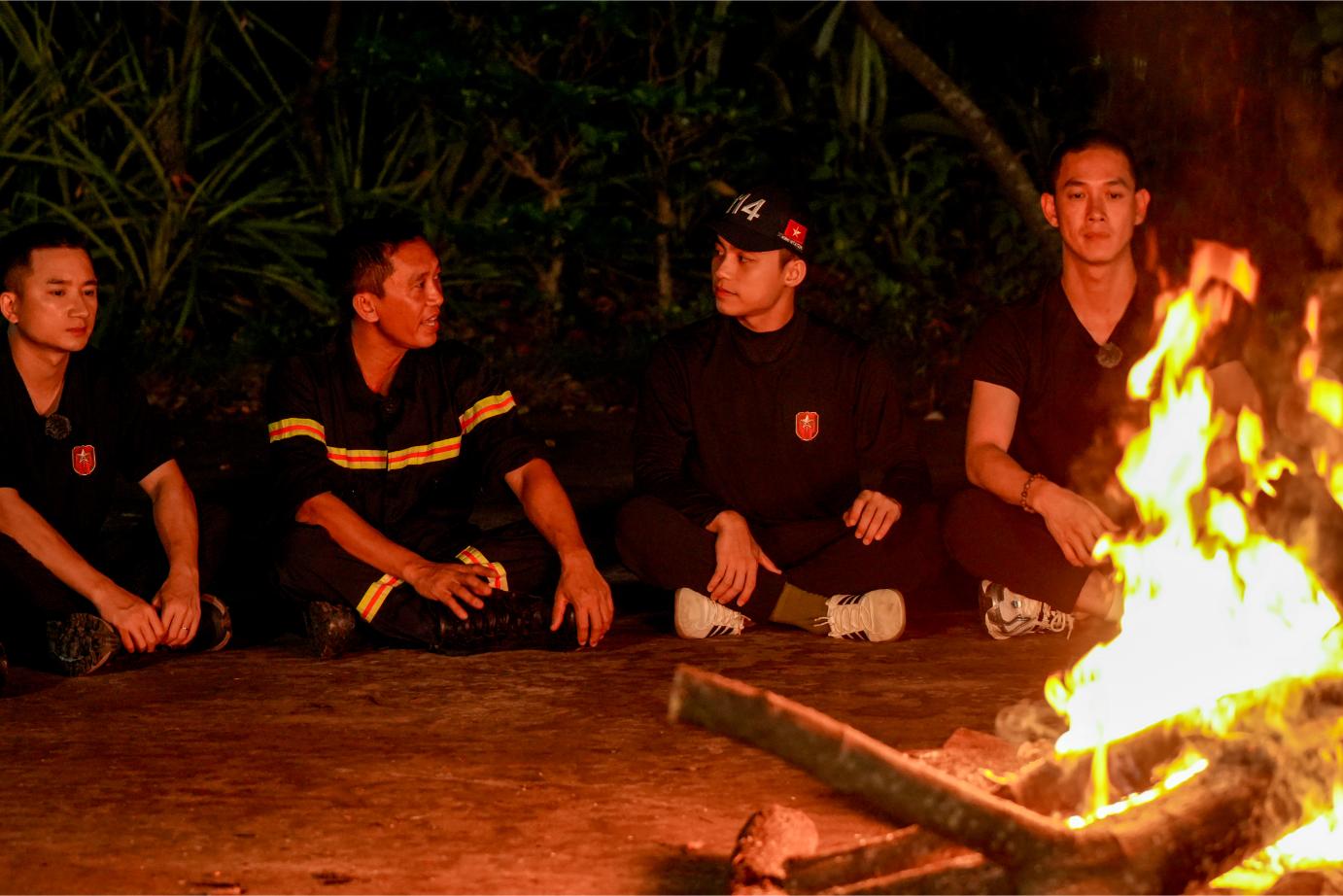 Chiến Sĩ Quả Cảm 2 2 Thượng tá Nguyễn Chí Thành là ai mà khiến MONO, Neko Lê khâm phục đến vậy?