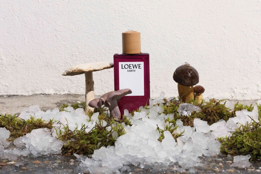 LOEWE 4 2 Quà tặng tinh tế từ LOEWE dành cho Ngày Phụ Nữ Việt Nam