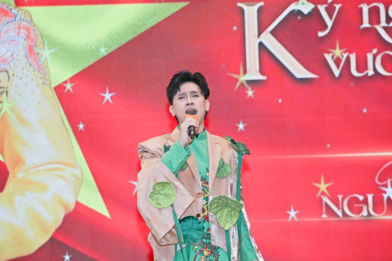 Nguyên Vũ ca khúc Việt Nam – Kỷ nguyên vươn mình 11 Nguyên Vũ xúc động ra mắt 34 ca khúc viết về 34 tỉnh thành Việt Nam sau sáp nhập