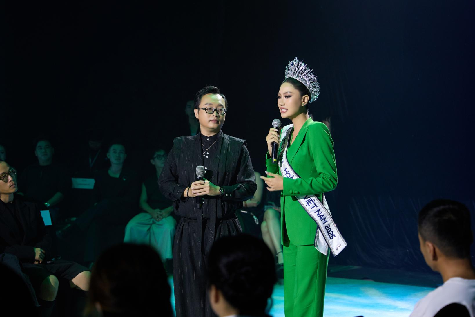 See Now Scan Now Tech shion Show 5 Dàn hoa hậu quốc tế Miss Cosmo đổ bộ See Now Scan Now   Tech shion Show