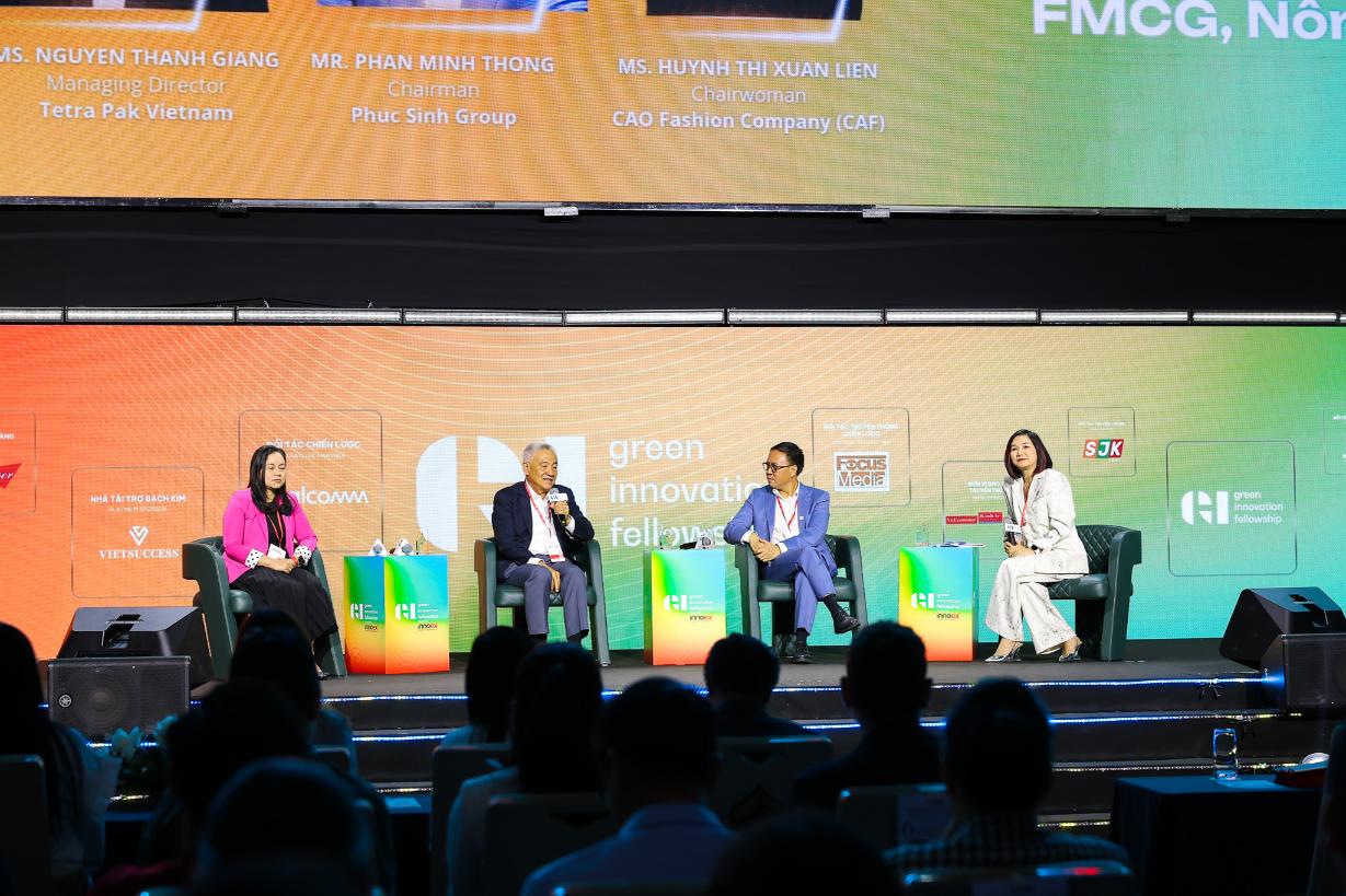 panel cận Green Innovation Summit 2025: Tái định nghĩa thương hiệu cho thế hệ Net Zero