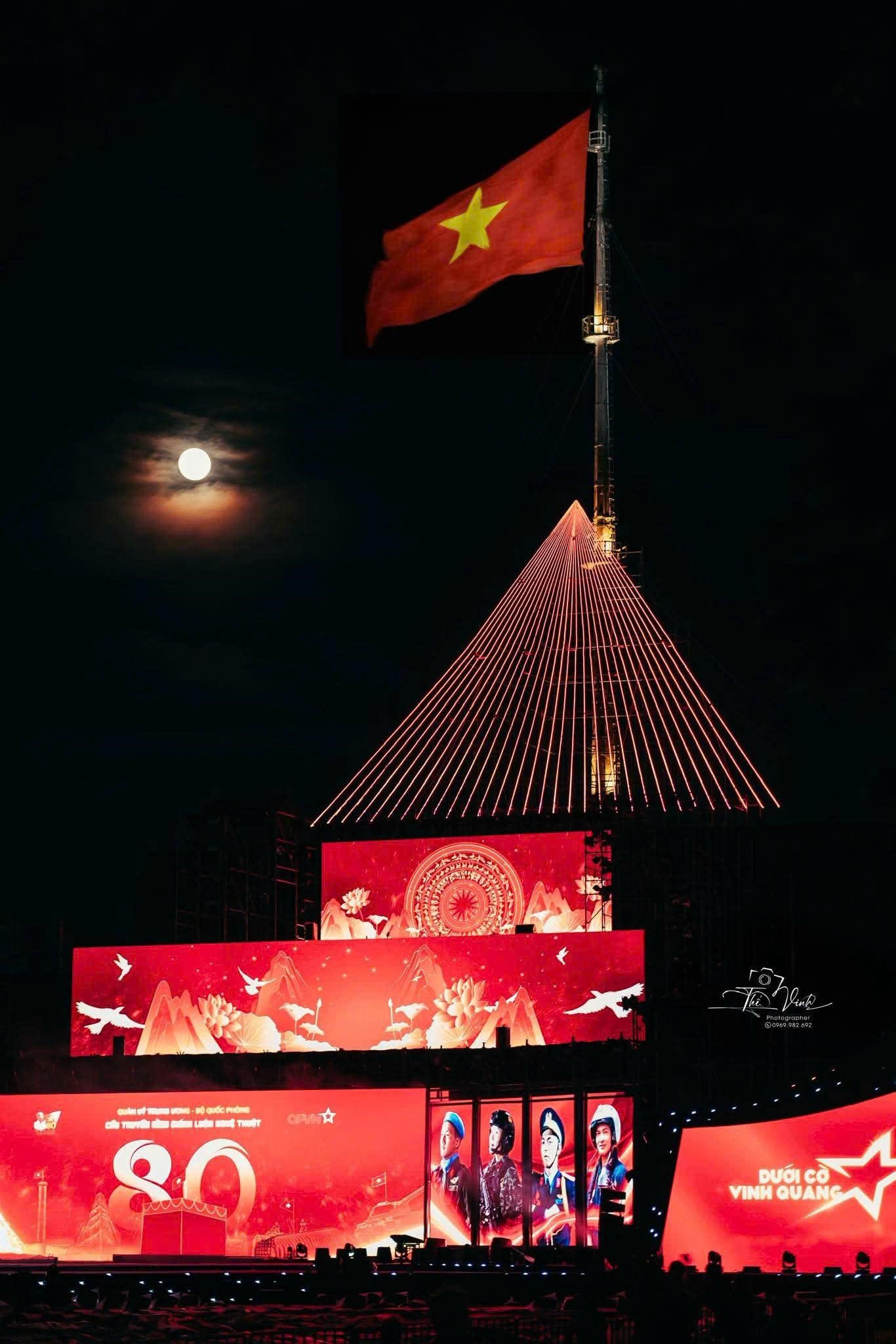 Đạo diễn Dương Quang Minh 3 Đạo diễn Dương Quang Minh và dấu ấn khác biệt tại Dưới cờ vinh quang
