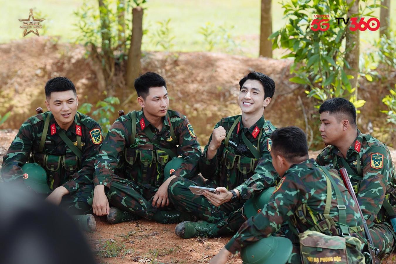 Bình An và khoảnh khắc đặc biệt với “Lữ đoàn 113 anh hùng” 7 Bình An và khoảnh khắc đặc biệt với Lữ đoàn 113 anh hùng