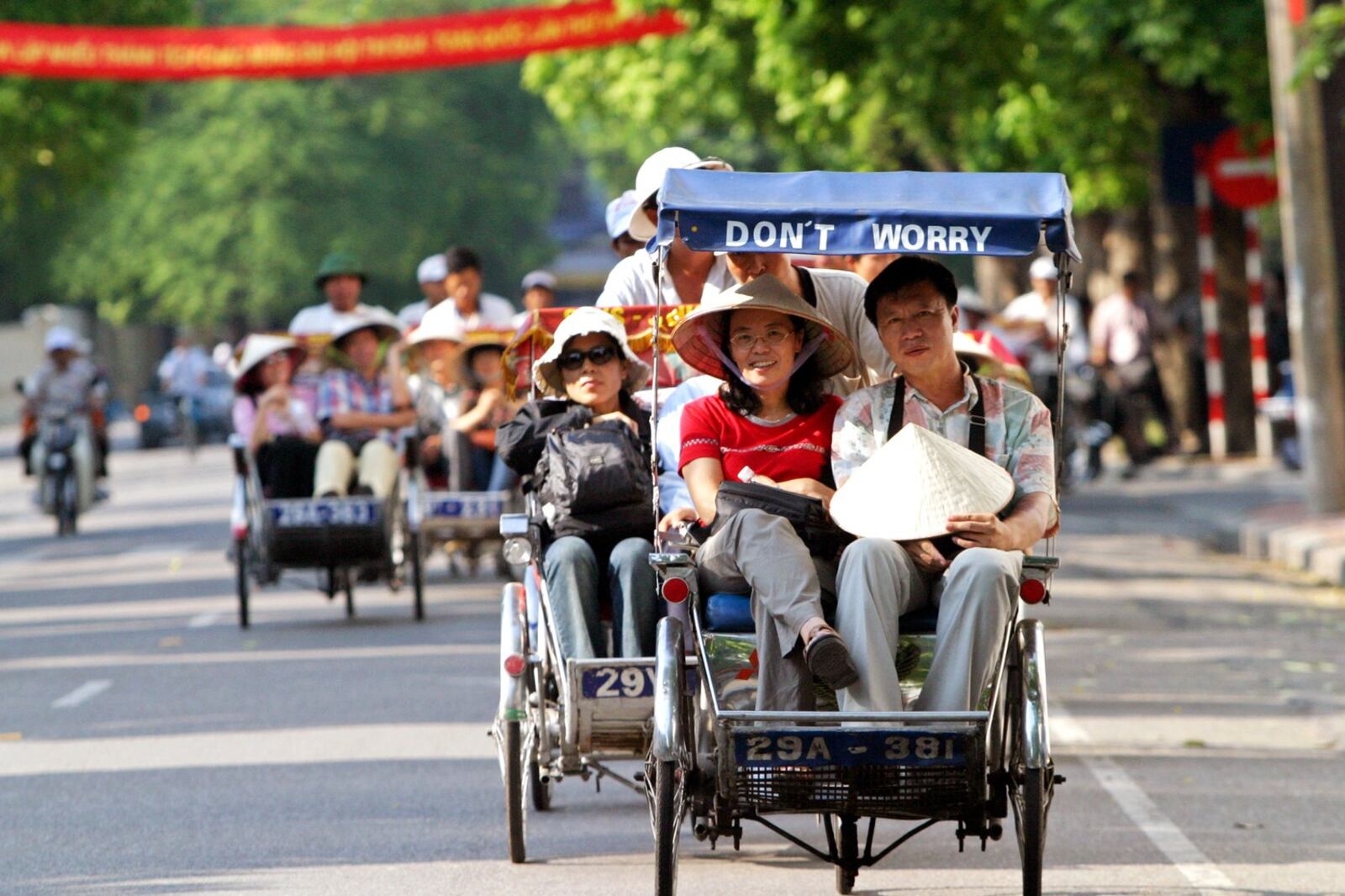 Du khách Trung Quốc tại Việt Nam Các đường bay mới từ Trung Quốc đẩy lượng tìm kiếm du lịch Việt Nam tăng 90%