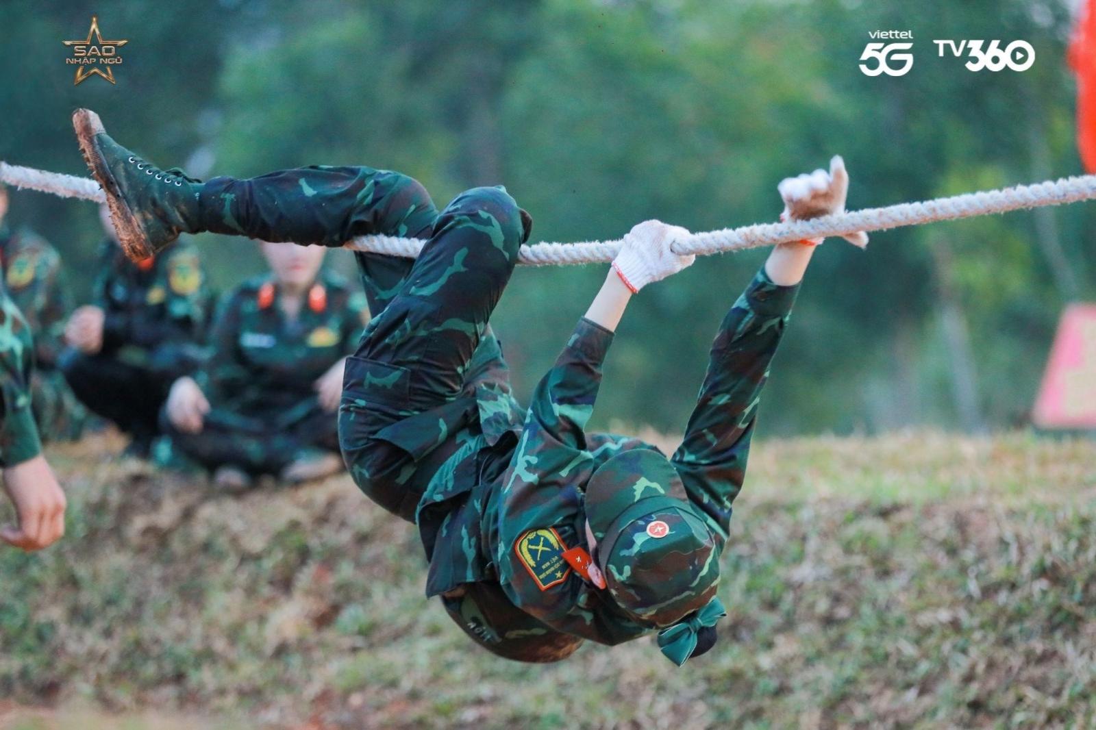 Sao Nhập Ngũ 2025 6 1 Sao Nhập Ngũ 2025: Trang Pháp dẻo dai, Diệu Nhi giữ vững phong độ 