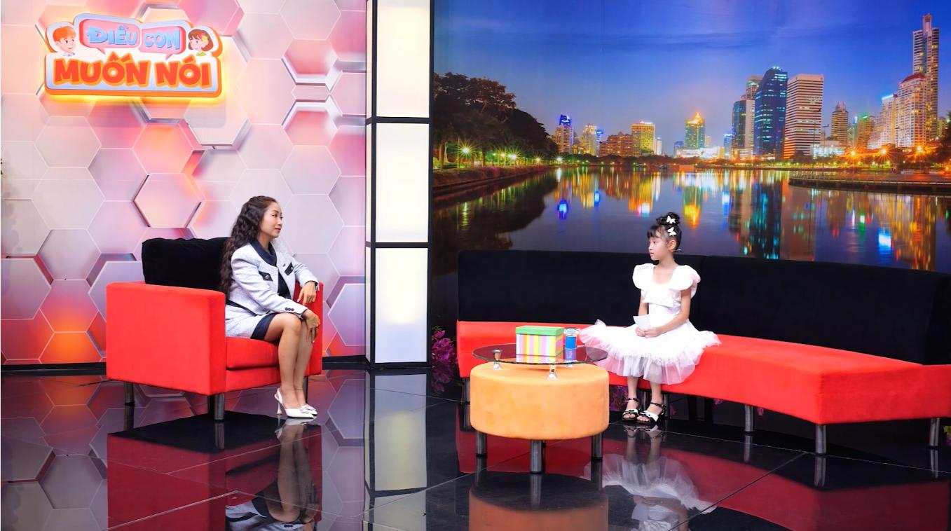 Điều Con Muốn Nói: Khánh Tâm và hành trình học cách chia sẻ tình yêu thương Điều Con Muốn Nói Điều Con Muốn Nói: Khánh Tâm và hành trình học cách chia sẻ tình yêu thương