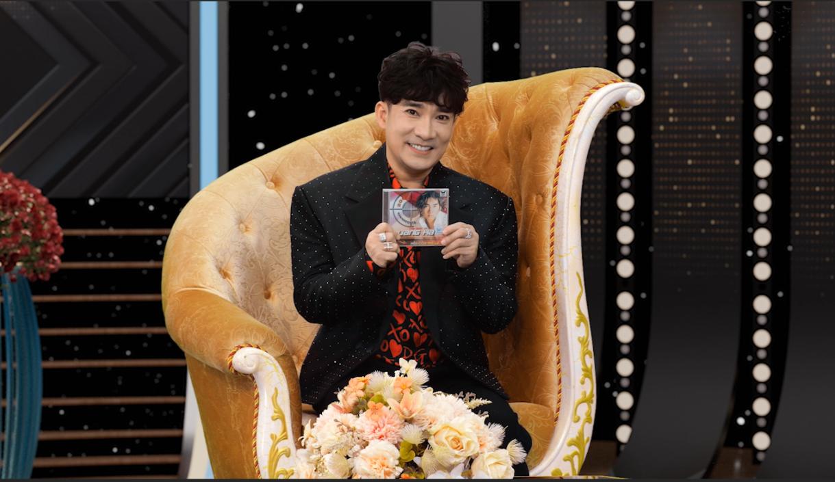 1 QUANG HA Ca sĩ Quang Hà và kỷ vật album 11 sáng tác làm thay đổi cả hành trình sự nghiệp