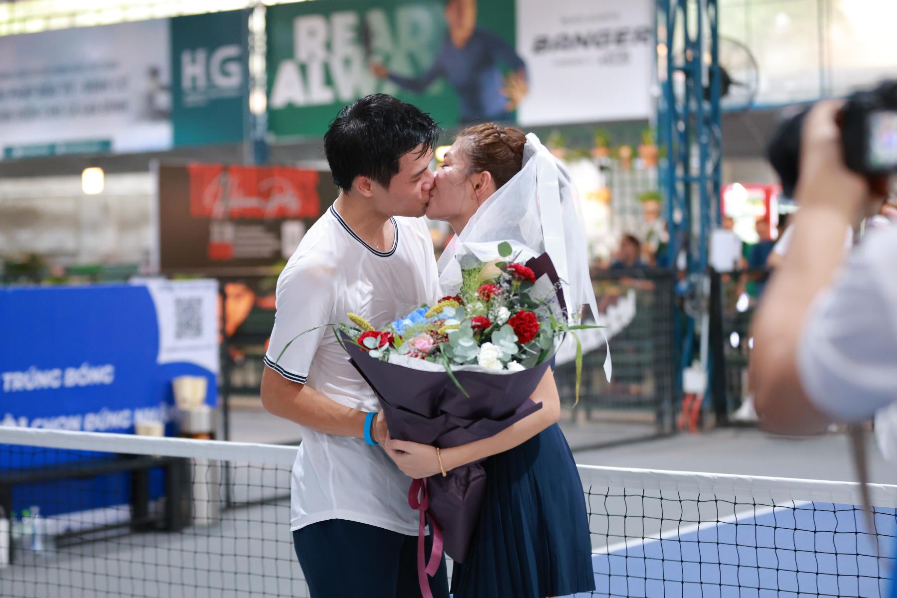 Minh Hằng hiếm hoi xuất hiện cùng chồng con, quý tử “đốn tim” với hình ảnh cực yêu 2M4A1654 1 Minh Hằng hiếm hoi xuất hiện cùng chồng con, quý tử “đốn tim” với hình ảnh cực yêu