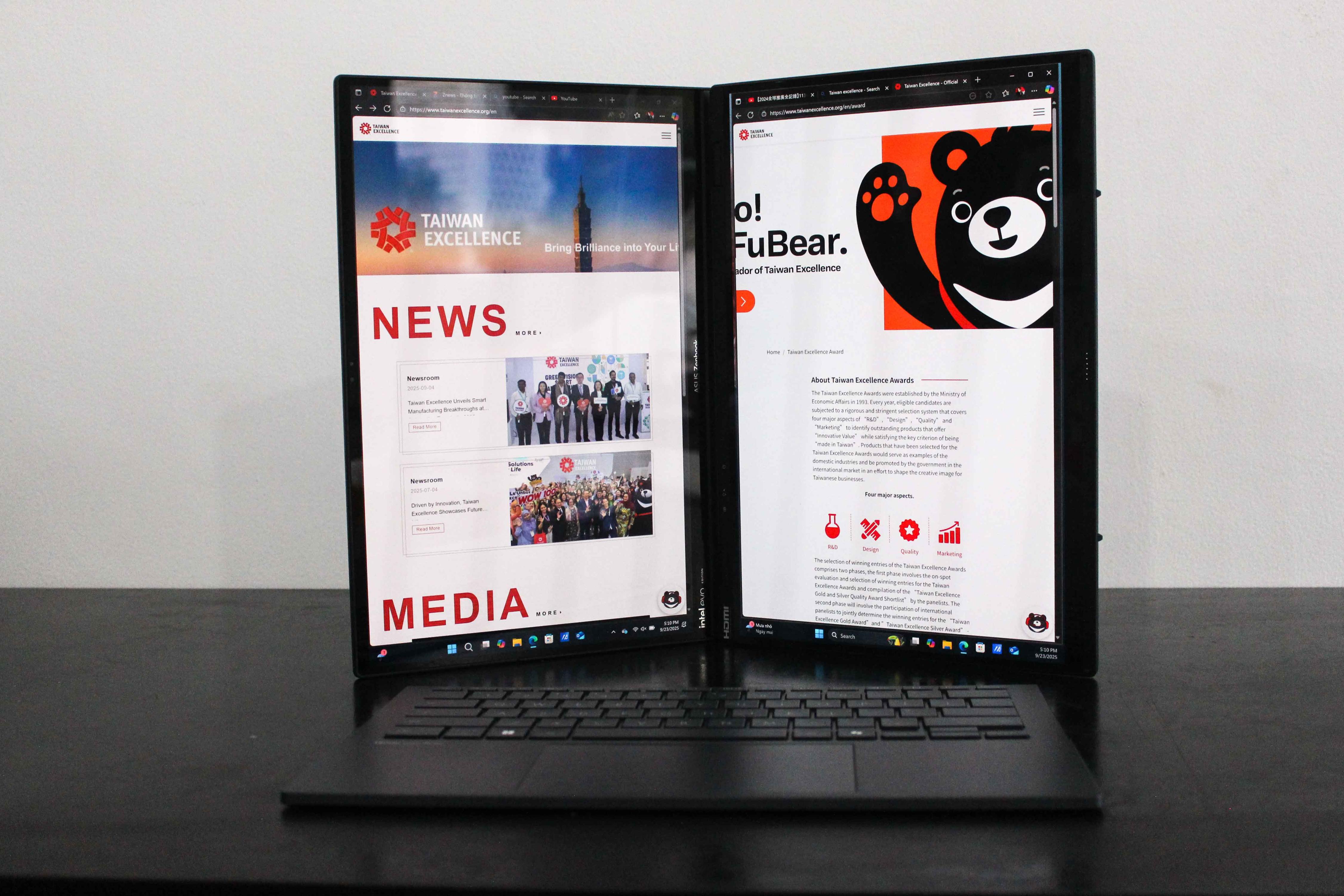 Cá nhân hóa trải nghiệm sử dụng thiết bị điện tử với giải pháp từ Taiwan Excellence ASUS Zenbook DUO Cá nhân hóa trải nghiệm sử dụng thiết bị điện tử với giải pháp từ Taiwan Excellence