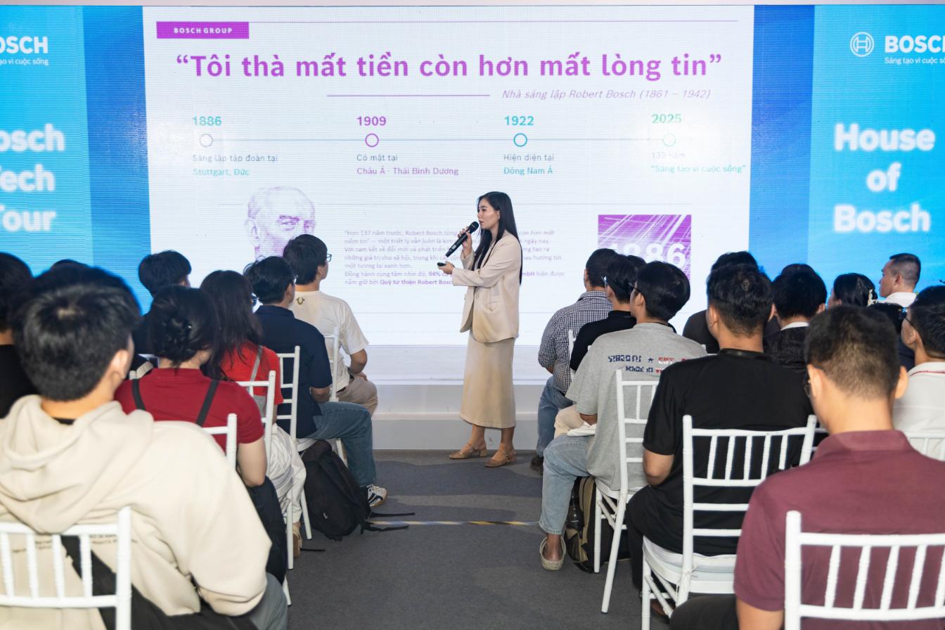 Bosch Việt Nam: Nuôi dưỡng tương lai đổi mới sáng tạo, bắt đầu từ tài năng trẻ  Bosch Tech Tour 2025 2 Bosch Việt Nam: Nuôi dưỡng tương lai đổi mới sáng tạo, bắt đầu từ tài năng trẻ