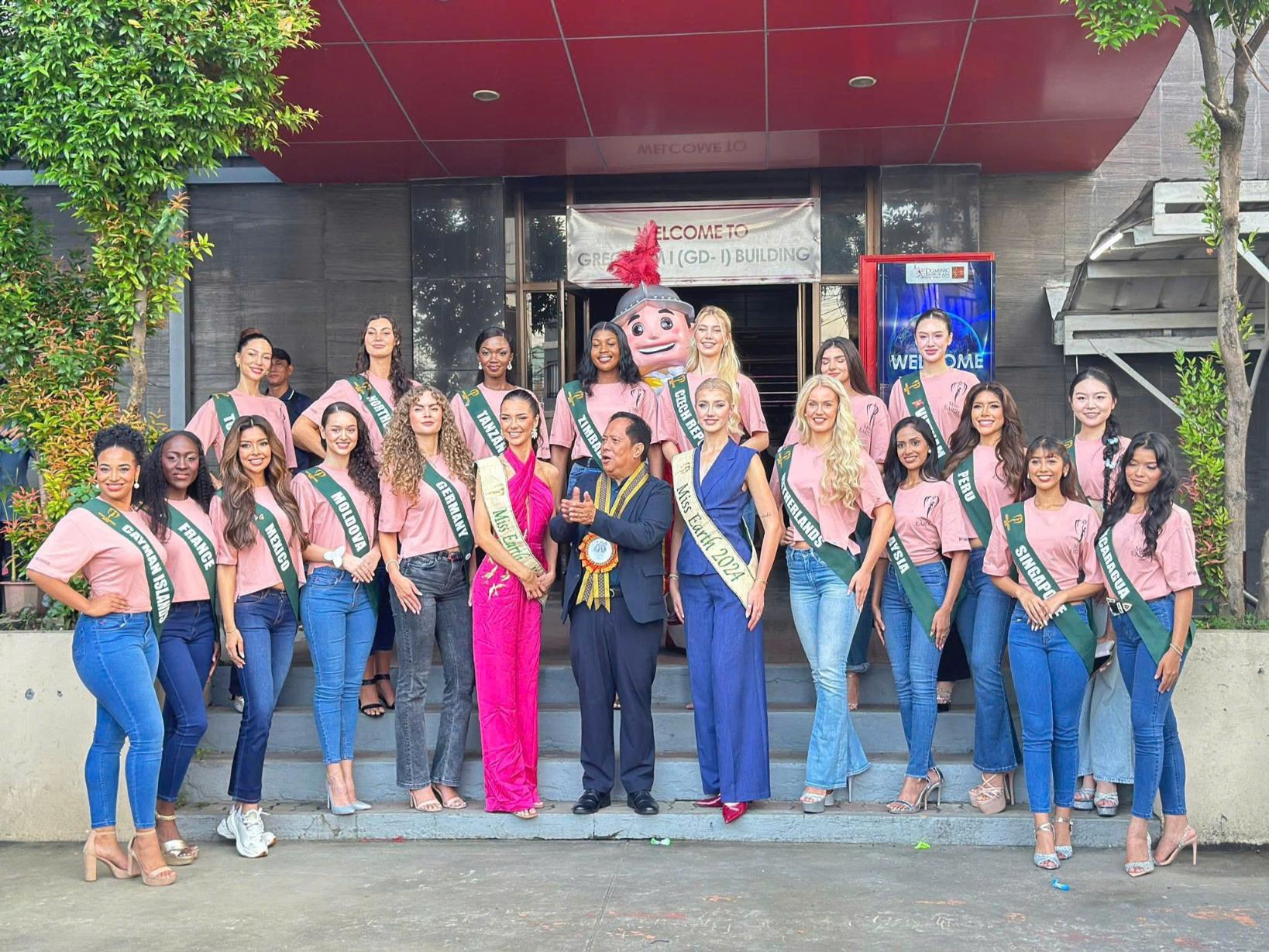 Miss Earth 2025 2 Trịnh Mỹ Anh tỏa sáng với tiết mục Giai điệu Việt Nam mình tại Miss Earth 2025