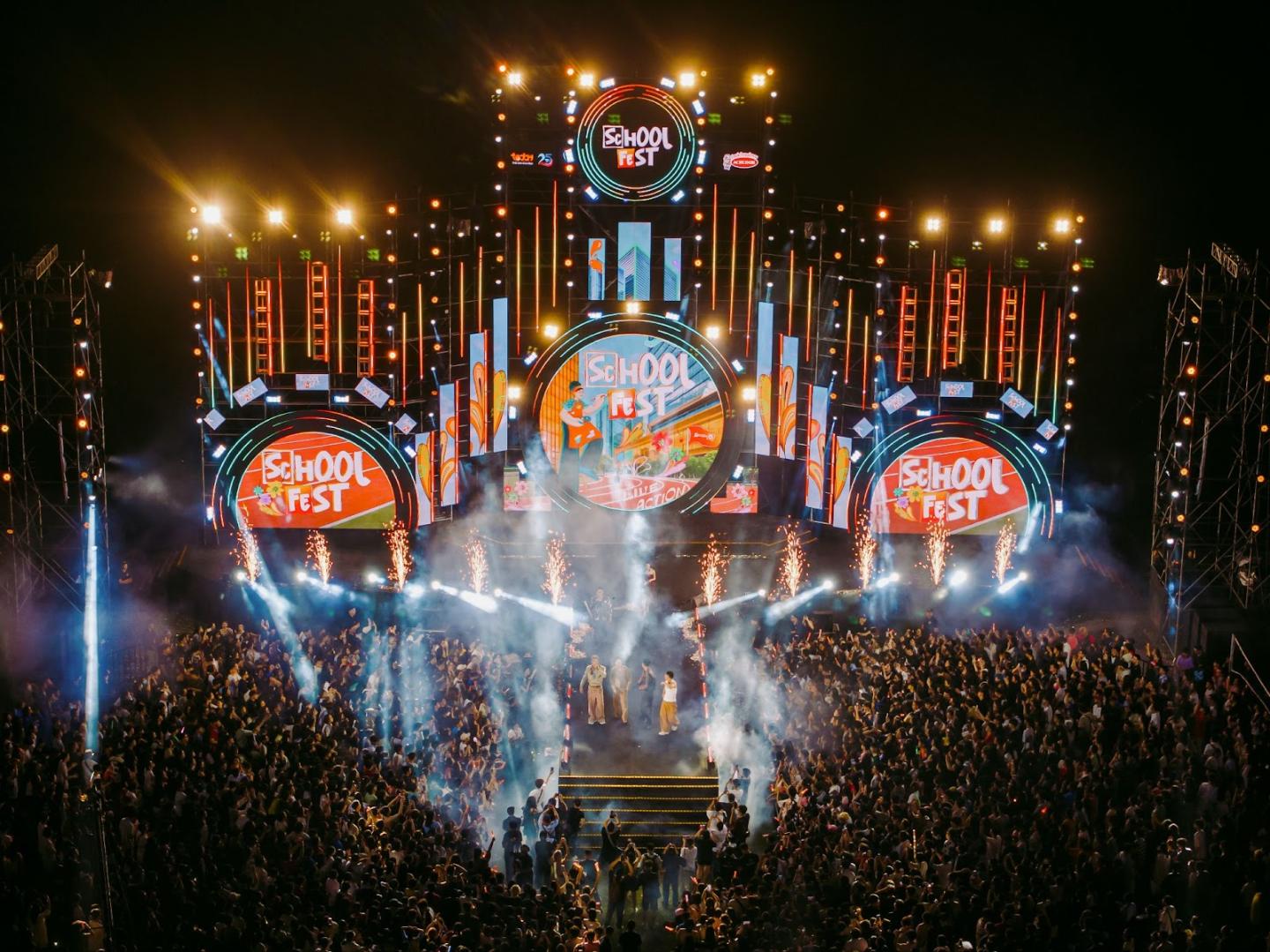 SF7 6 School Fest mùa thứ 7 trở lại đầy bứt phá tại “một chiều không gian mới”