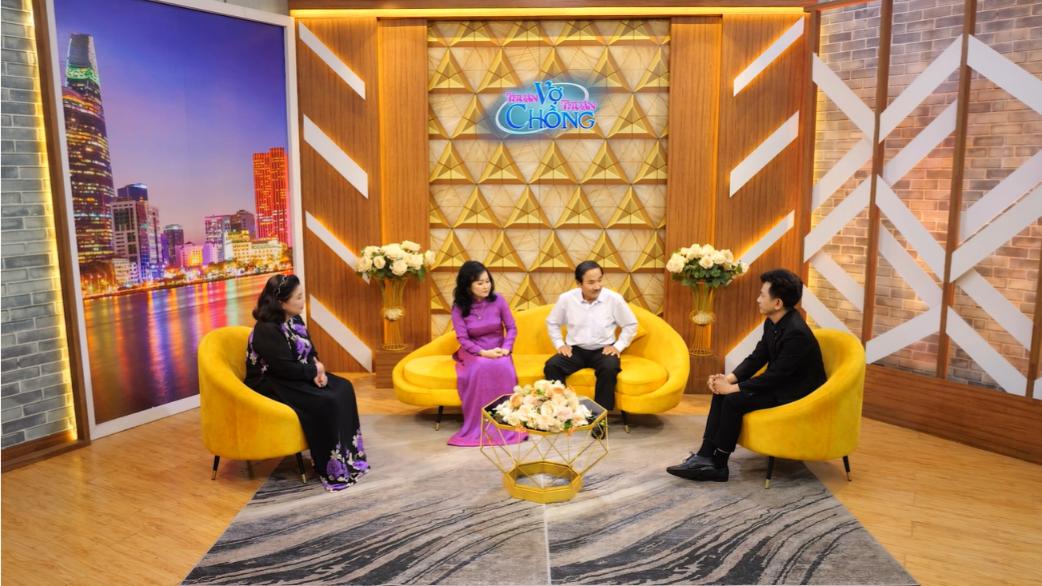 Thuận Vợ Thuận Chồng: Vợ hơn chồng 5 tuổi và tình yêu bền vững đến lúc bạc đầu TVTC 18 Thuận Vợ Thuận Chồng: Vợ hơn chồng 5 tuổi và tình yêu bền vững đến lúc bạc đầu