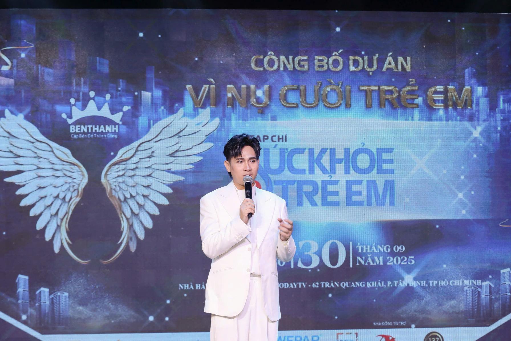 ca si nguyen vu say mot doi vi em 9 Nguyên Vũ lấy doanh thu MV mới góp vào quỹ “Vì Nụ Cười Trẻ Em”