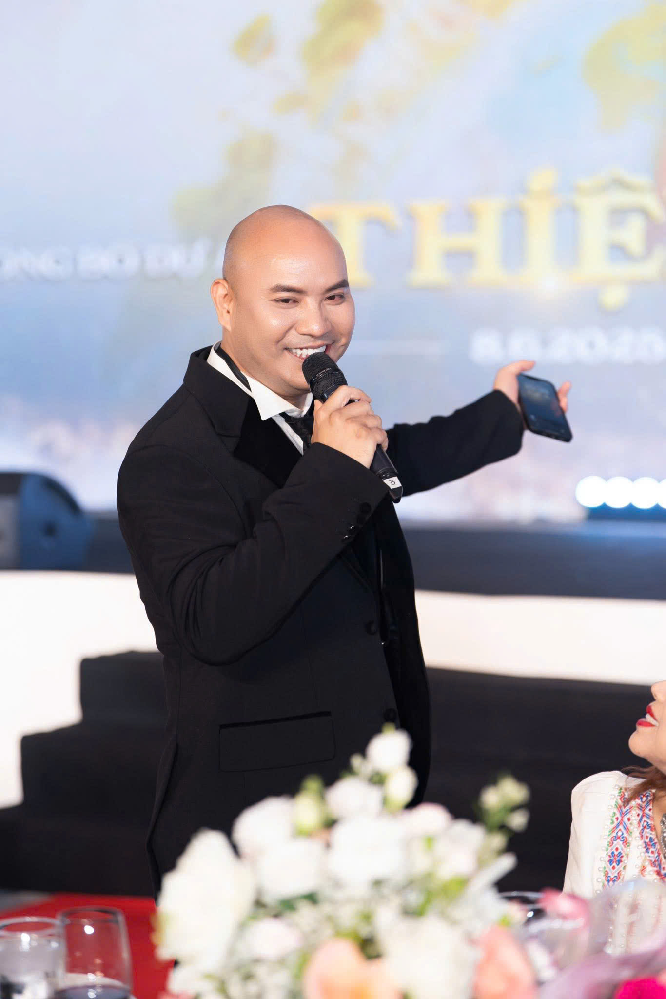 “Lệ ngang trời” bị khai thác thương mại trái phép, A Tuân bức xúc lên tiếng nhac si A TUAN1 “Lệ ngang trời” bị khai thác thương mại trái phép, A Tuân bức xúc lên tiếng