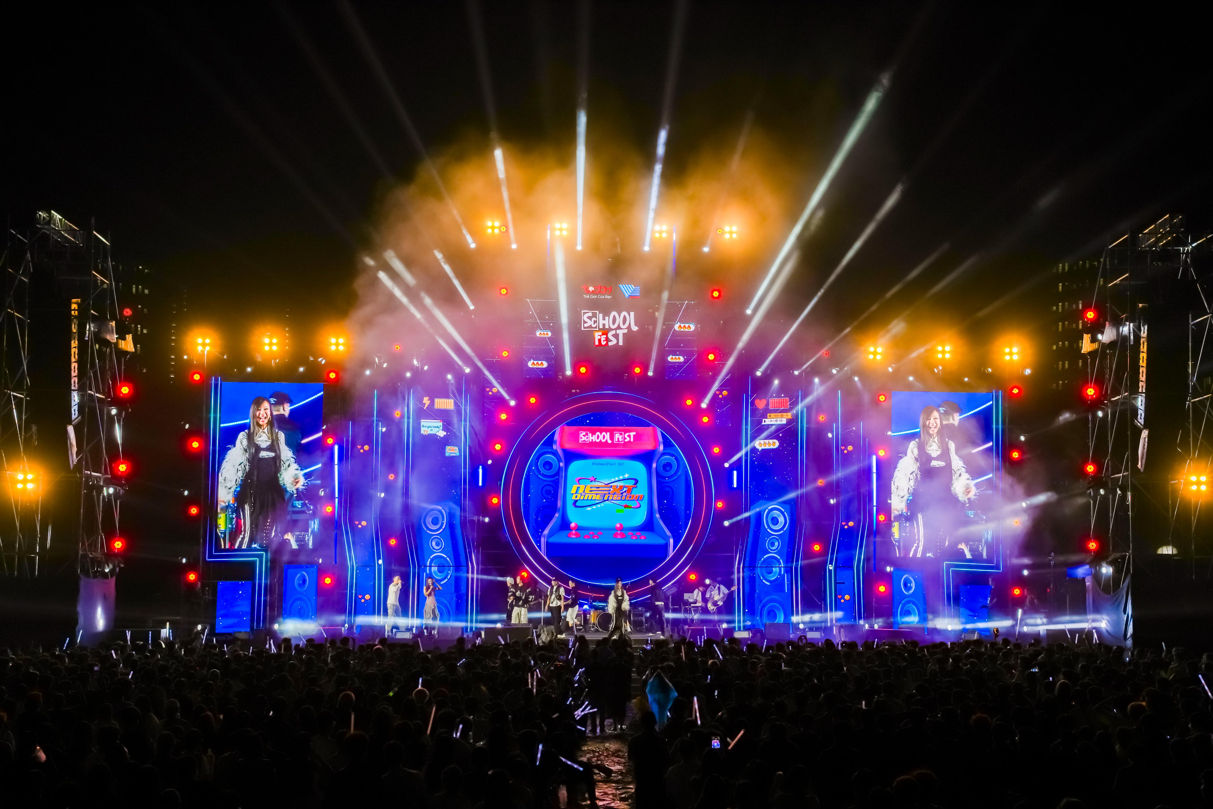 Hàng ngàn khán giả School Fest mùa 7 cuồng nhiệt hòa cùng giấc mơ hip hop Việt schoolfest 9 Hàng ngàn khán giả School Fest mùa 7 cuồng nhiệt hòa cùng giấc mơ hip hop Việt