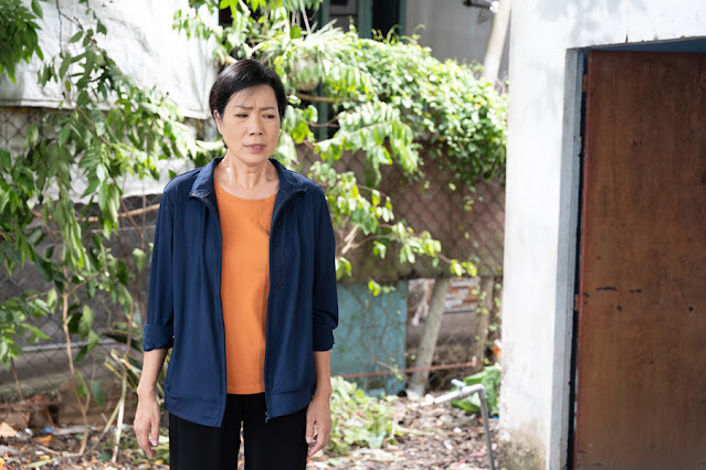 NSND Trịnh Kim Chi ra mắt cùng lúc 2 vai diễn đầu tháng 11 trinh kim chi NSND Trịnh Kim Chi ra mắt cùng lúc 2 vai diễn đầu tháng 11