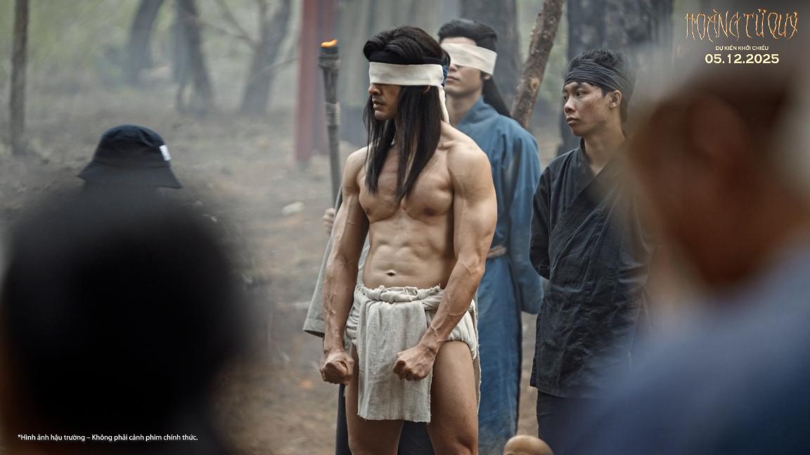 15 Hình ảnh hậu trường Diễn viên Lương Thế Thành Lương Thế Thành ở trần, đấu vật liên tiếp 4 ngày để quay phim giữa thời tiết lạnh giá của Đà Lạt