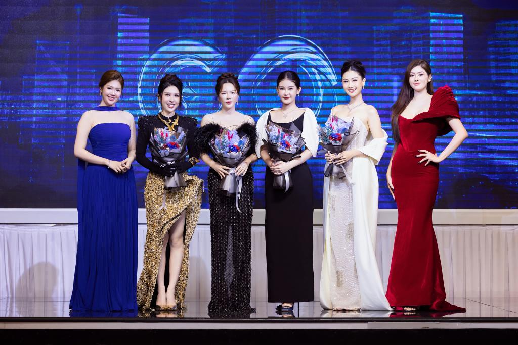 LỄ CÔNG BỐ KHỞI ĐỘNG 1 Dàn người đẹp đình đám tham dự lễ công bố khởi động Miss Cosmo TP. Hồ Chí Minh 2026