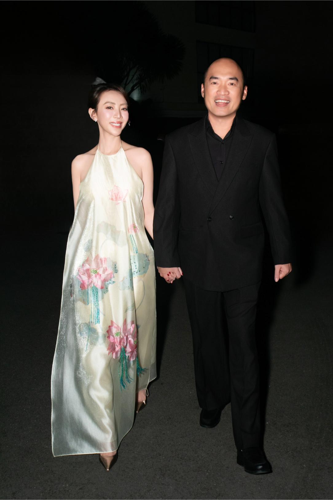 Thu Trang 3 Thu Trang nhận giải Đạo diễn phim truyện đầu tay xuất sắc: “Tôi vừa vui, vừa run”