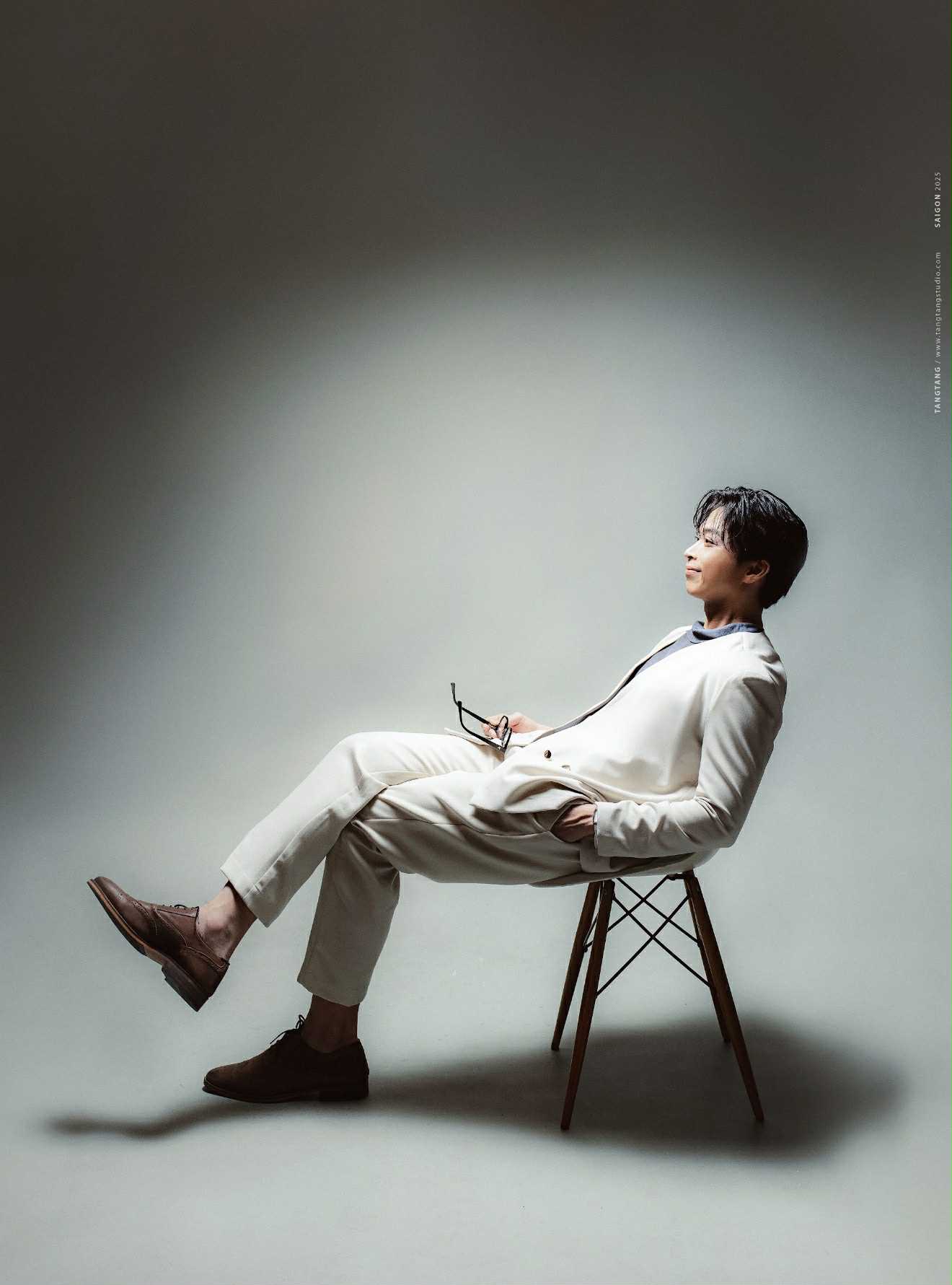 Ca sĩ Lân Nhã lên tiếng trước tranh cãi về giá vé khi so với show của Mỹ Tâm và Hà Anh Tuấn Ca sĩ Lân Nhã lên tiếng trước tranh cãi về giá vé khi so với show của Mỹ Tâm và Hà Anh Tuấn