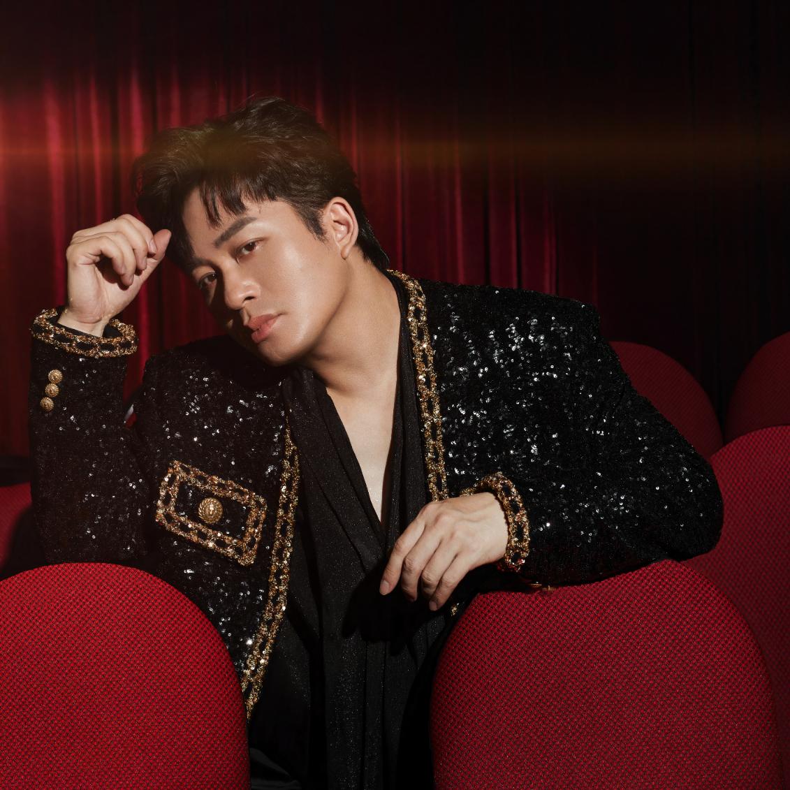 tung duong 3 Divo Tùng Dương ra mắt album đĩa than The Voice – Timeless