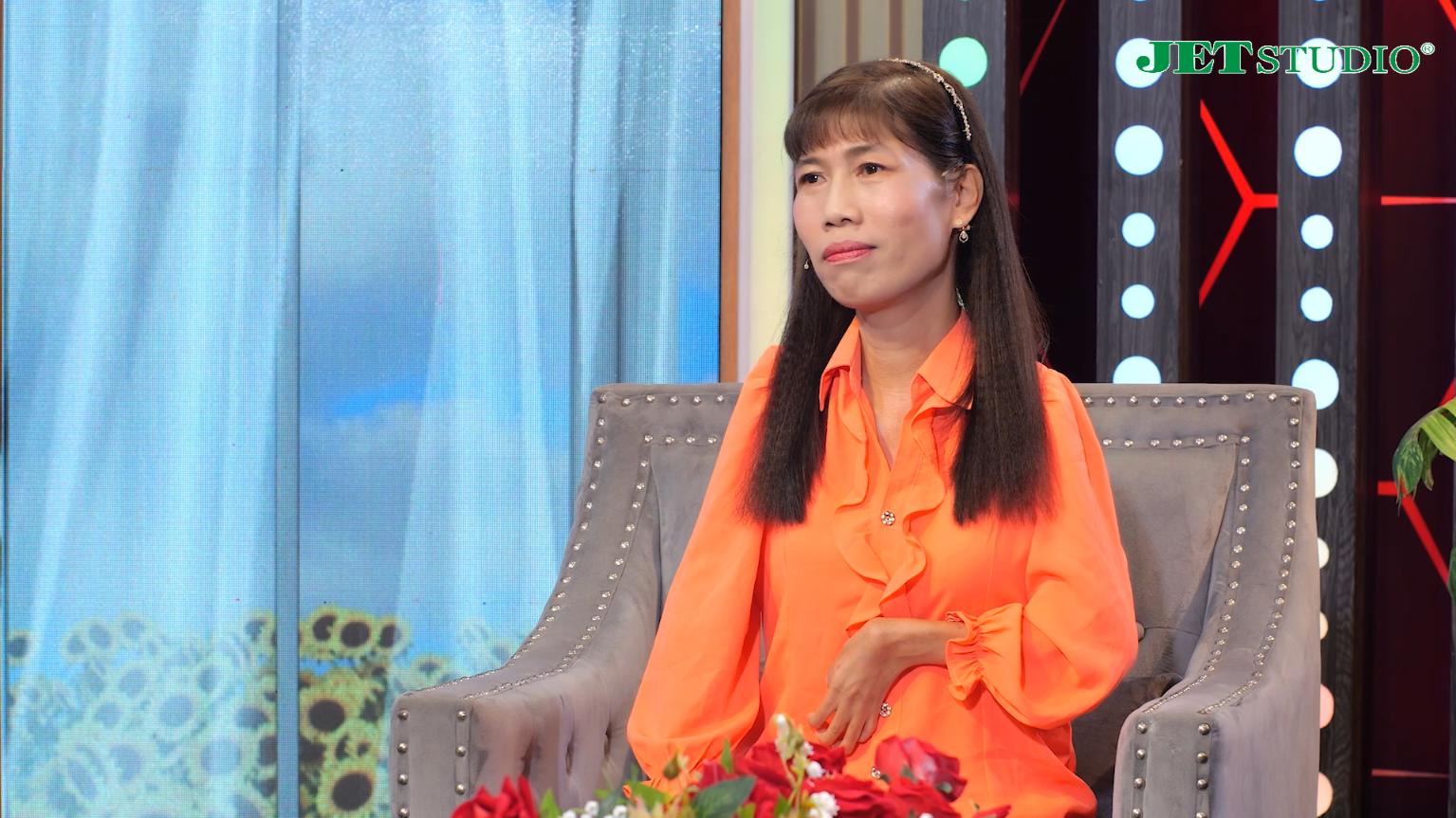 Hành trình chinh phục con chữ đầy gian nan của Nghệ nhân Huỳnh Thị Xậm Đời Rất Đẹp 1 Hành trình chinh phục con chữ đầy gian nan của Nghệ nhân Huỳnh Thị Xậm