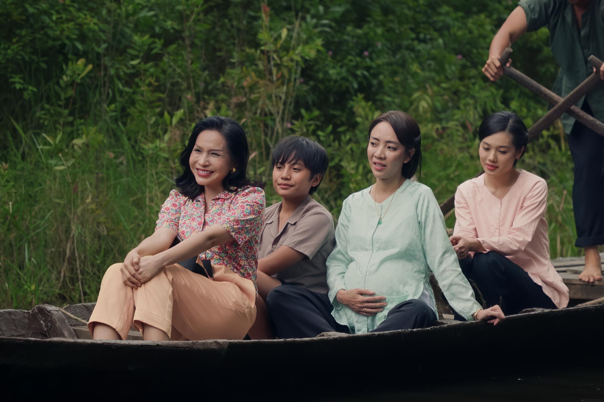 Ai Thương Ai Mến 3 Ai Thương Ai Mến gây sốc với bùng binh tình ái