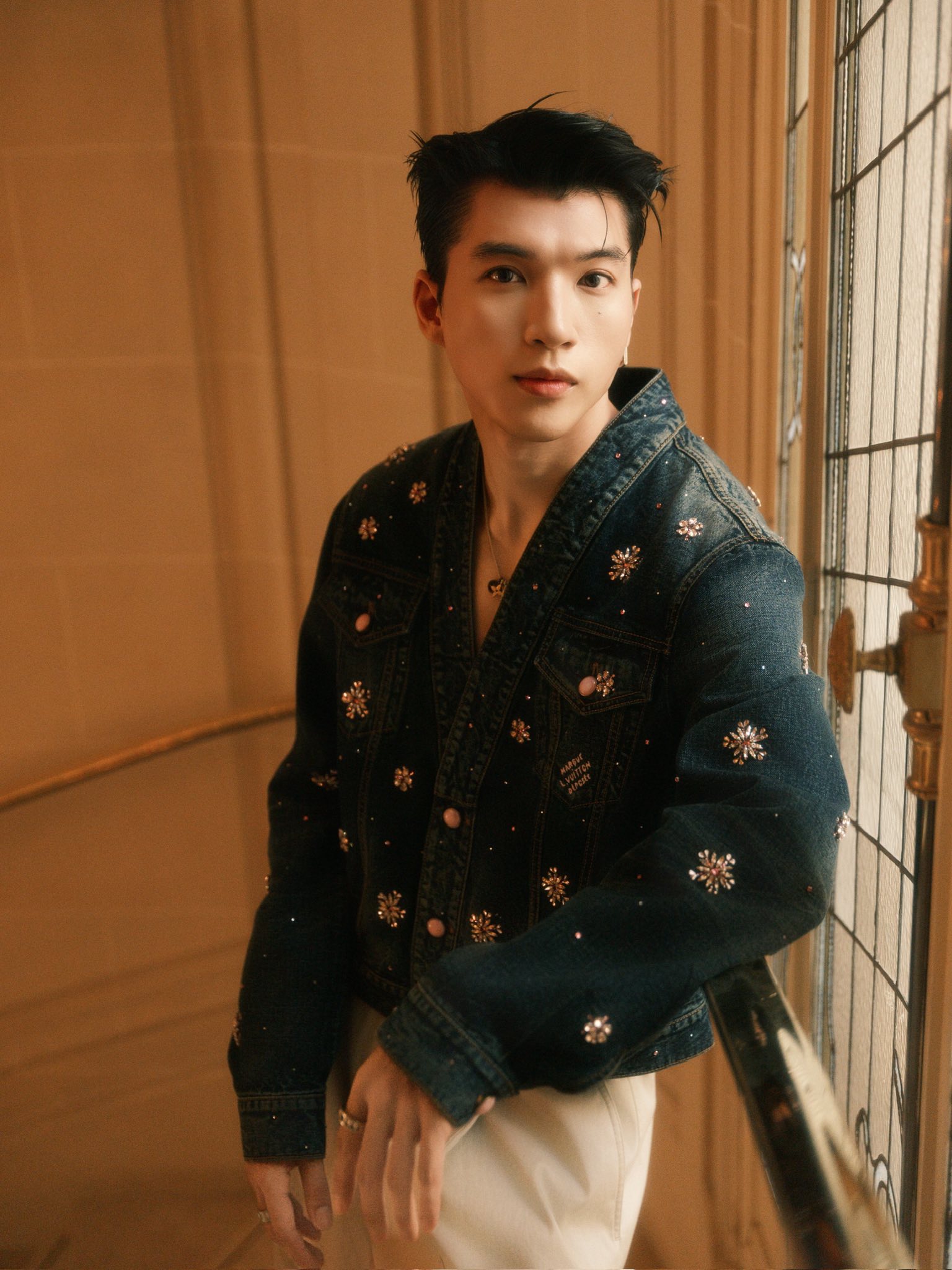 Dàn sao Vbiz quy tụ trong một sàn diễn đặc biệt cuối năm HTH Dàn sao Vbiz quy tụ trong một sàn diễn đặc biệt cuối năm