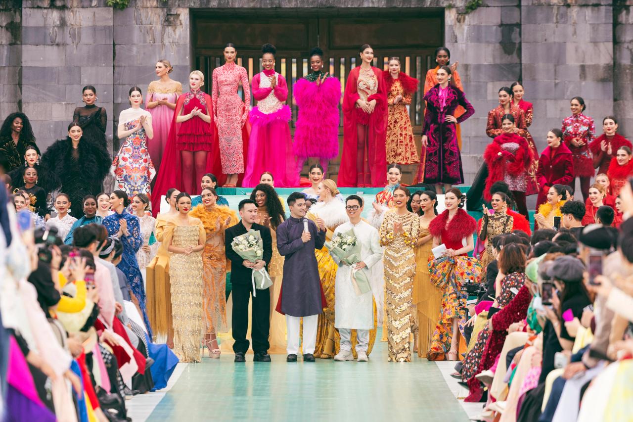 Miss Cosmo 2025 1 Fashion Show Hello Cosmo From Vietnam: Tôn vinh vẻ đẹp văn hóa và thời trang Việt