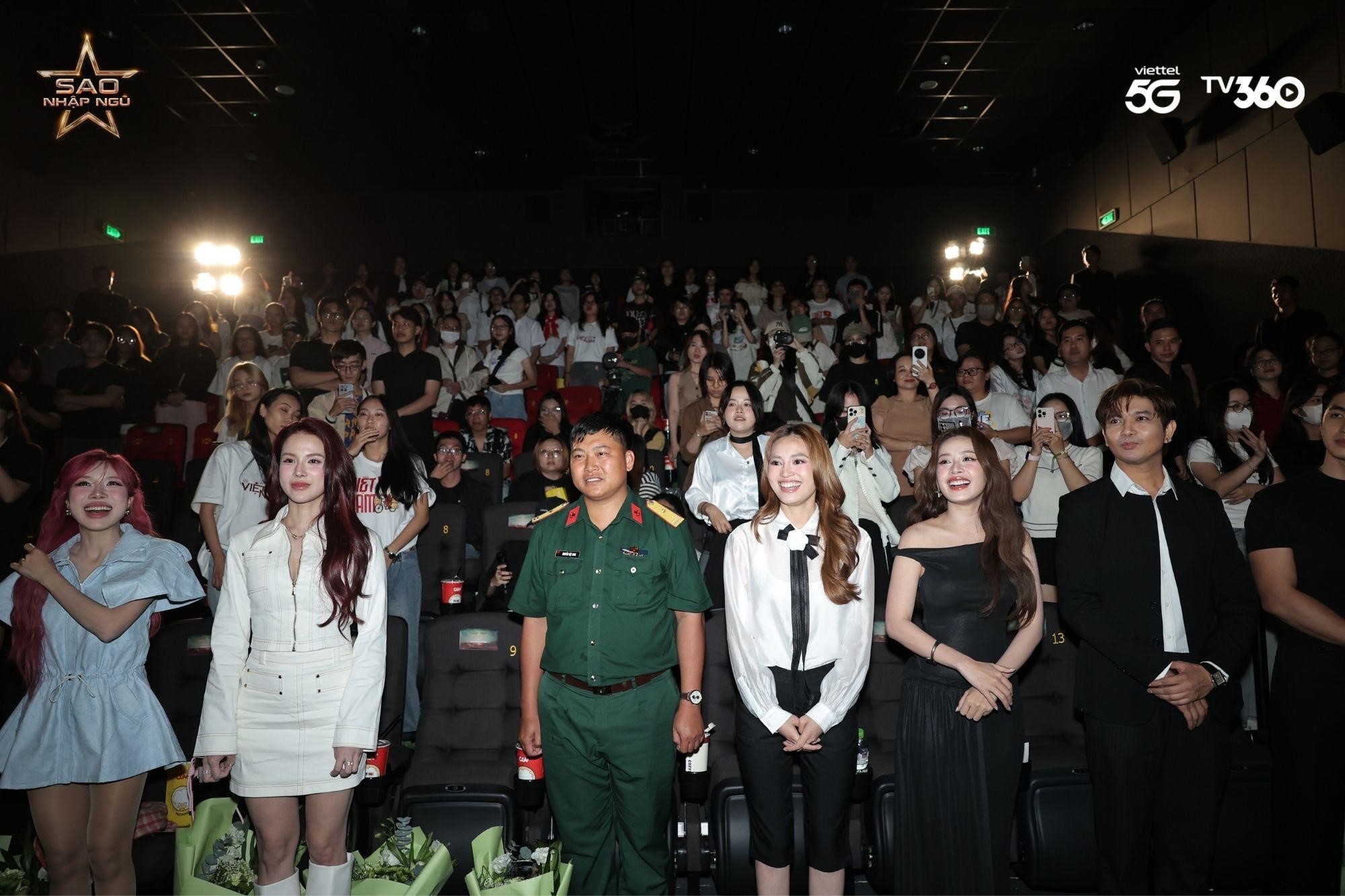 Sao Nhập Ngũ 2025 tổ chức fan meeting tri ân khán giả Sao Nhập Ngũ 2025 tổ chức fan meeting 2 Sao Nhập Ngũ 2025 tổ chức fan meeting tri ân khán giả