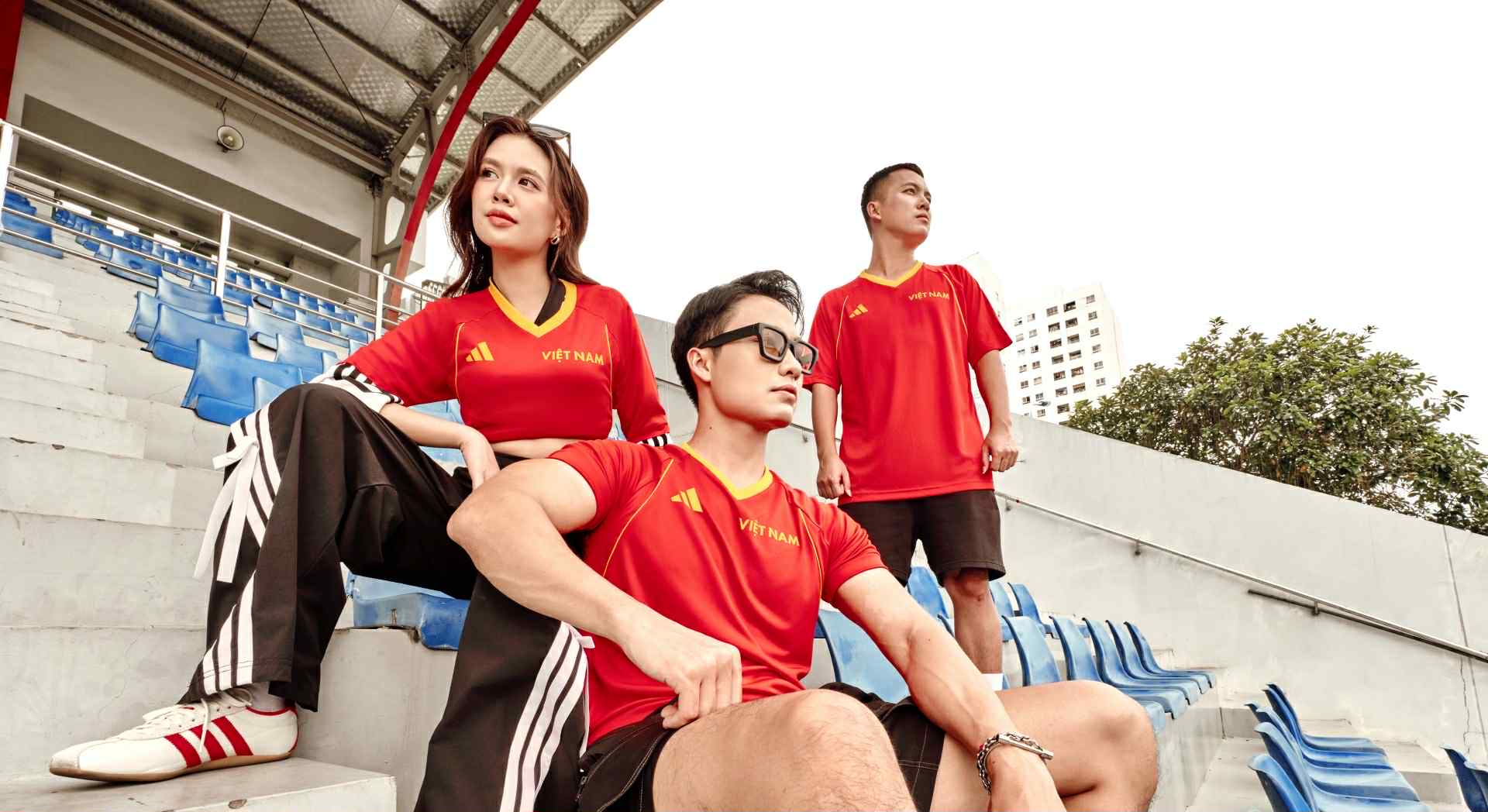 adidas Việt Nam ra mắt áo ‘Việt Nam Đồng Sắc’: Đồng hành người hâm mộ trên mọi hành trình thể thao adidas Việt Nam ra mắt áo ‘Việt Nam Đồng Sắc’: Đồng hành người hâm mộ trên mọi hành trình thể thao