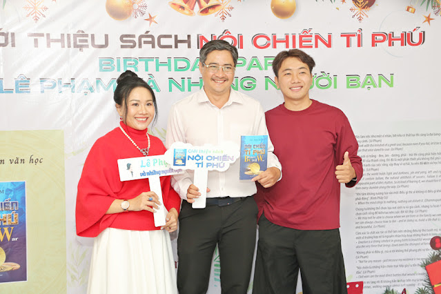 Đạo diễn Ngọc Tưởng diễn viên Anh Thái đến dự sự kiện ra mắt Sách CEO Lê Phạm ra mắt cuốn sách  Nội chiến Tỉ phú  trong dịp sinh nhật